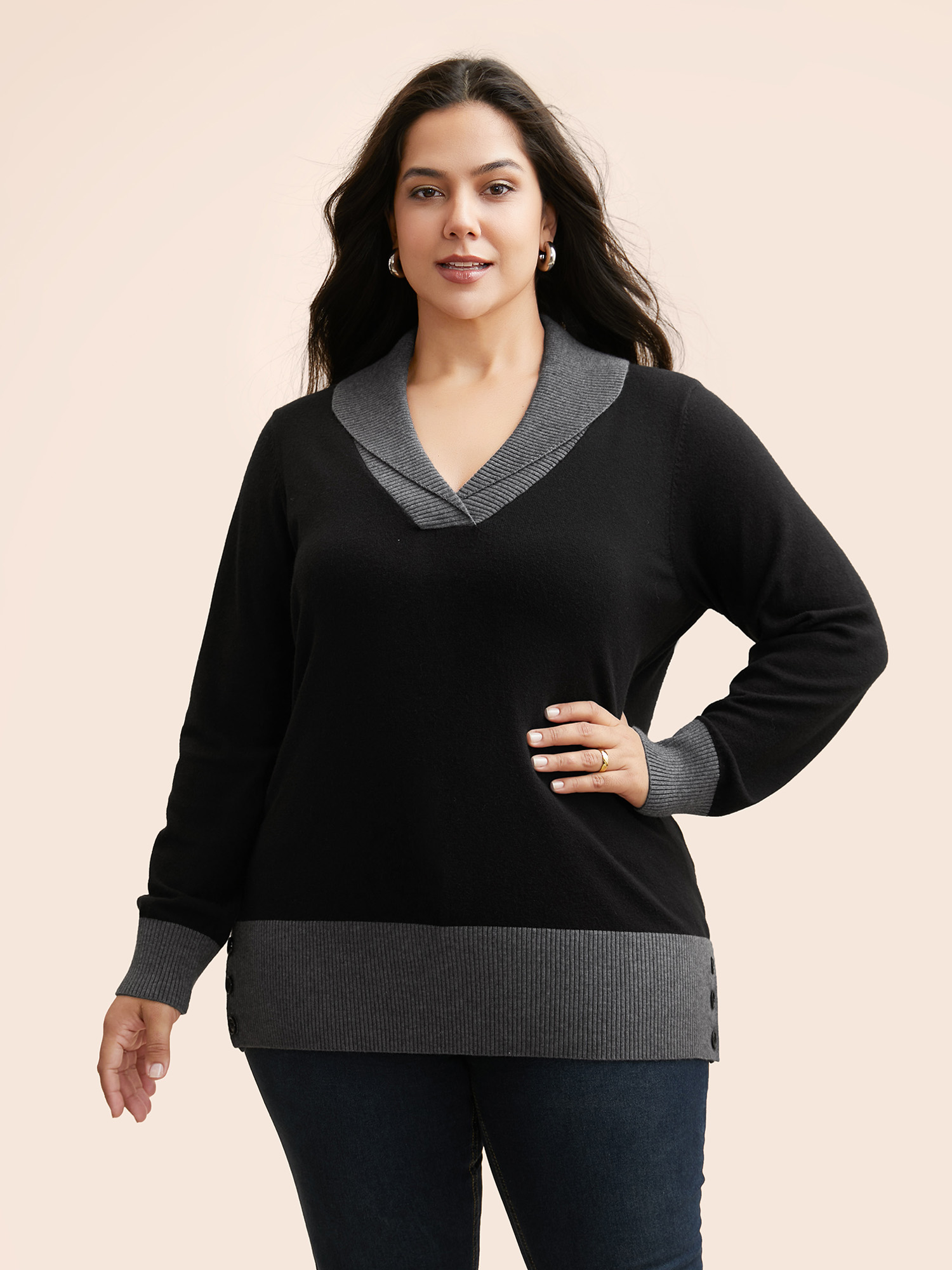 

Plus Size Contrast Overlap Collar Button Detail Pullover Black Women Casual Loose Long Sleeve Overlap Collar Everyday Pullovers BloomChic