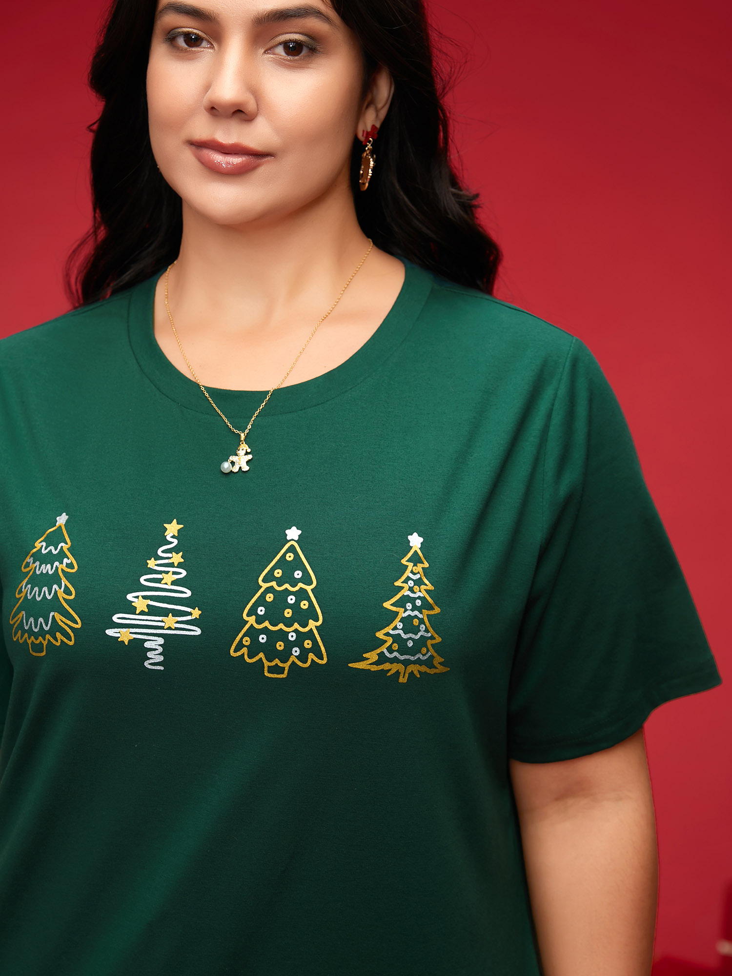 

Plus Size Shimmering Trees Half Sleeves Slim-Fit Tee DarkGreen Women Casual Non Christmas Round Neck Everyday T-shirts BloomChic