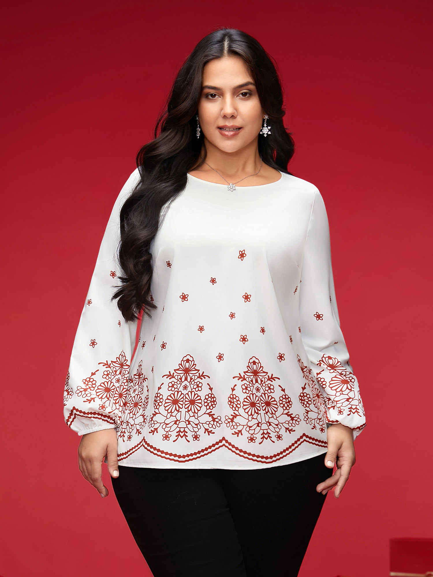 

Plus Size Originalwhite Floral Printed Back Pleated Straight Fit Blouse Women Casual Long Sleeve Round Neck Everyday Blouses BloomChic