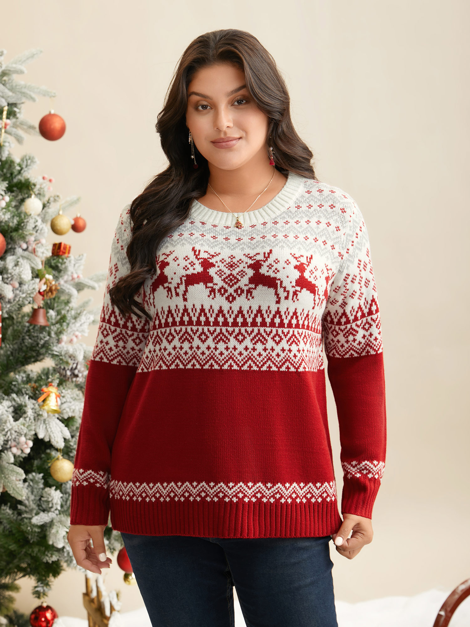 

Plus Size Supersoft Essentials Reindeer Print Round Neck Pullover Scarlet Women Elegant Loose Long Sleeve Round Neck Everyday Pullovers BloomChic