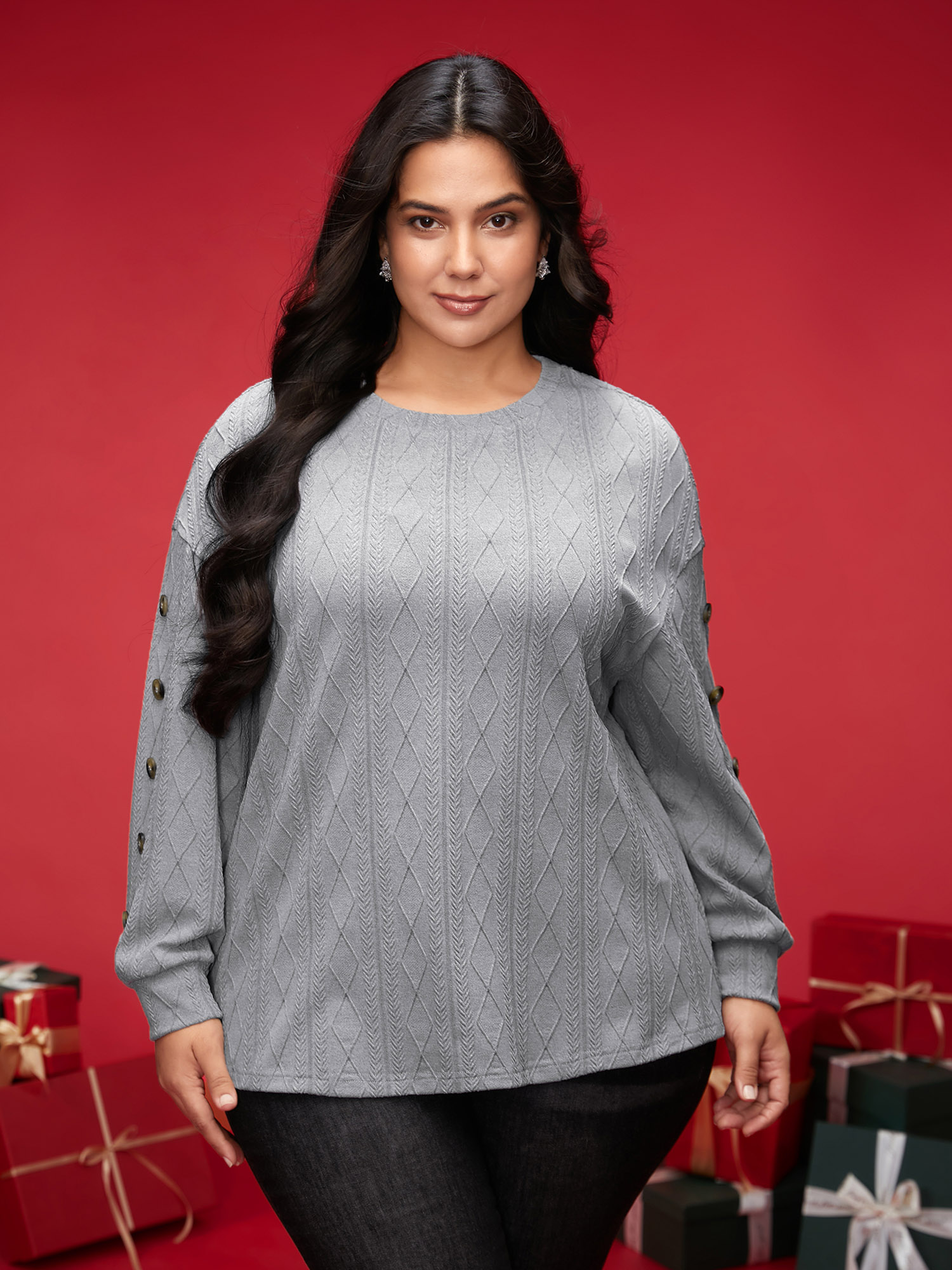 

Plus Size Textured Fabric Crew Neck Straight-Fit Sweatshirt Women Mediumgray Casual Texture Loose Round Neck Everyday Sweatshirts BloomChic