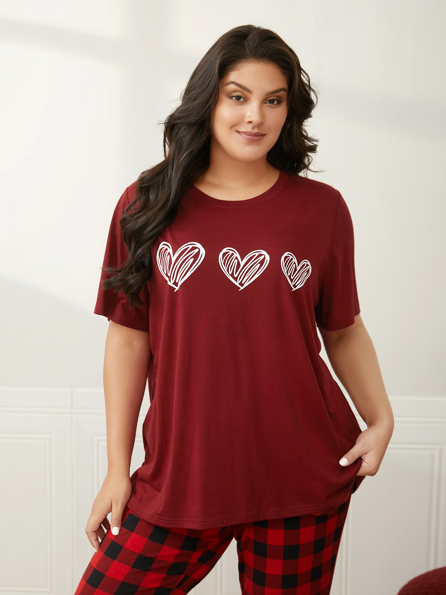 

Plus Size Love In The Air Patchwork Slim-Fit Tee Deepred Short sleeve Round Neck Everyday Casual  Bloomchic