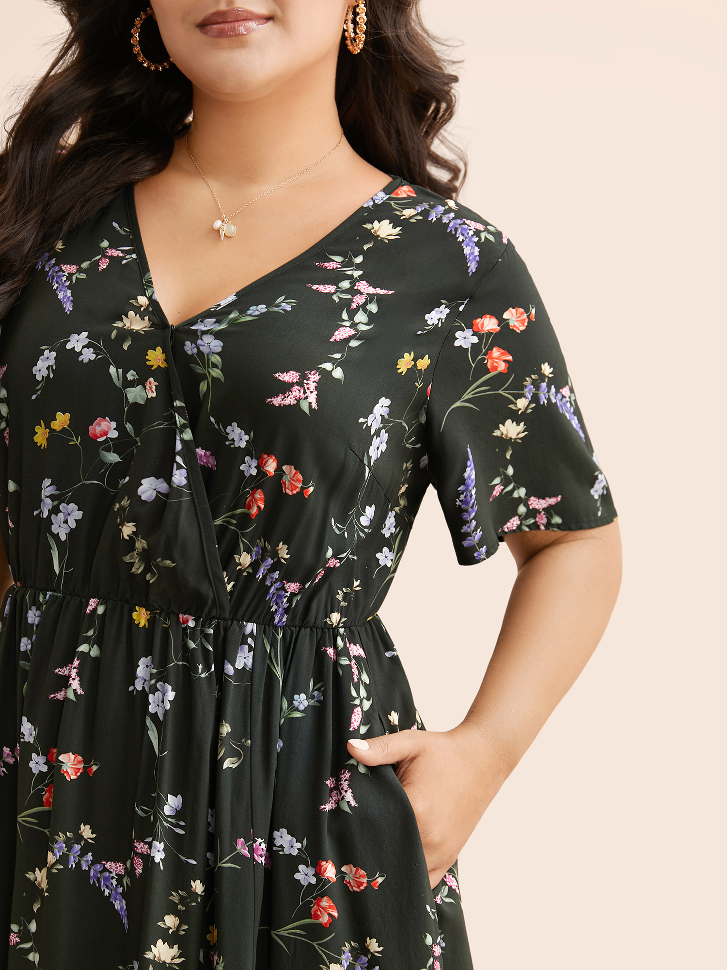 Plus Size Floral Wrap Ruffle Sleeve Dress DarkGreen Women Elegant Slit Overlap Collar Short sleeve Curvy BloomChic 18-20/2X 
