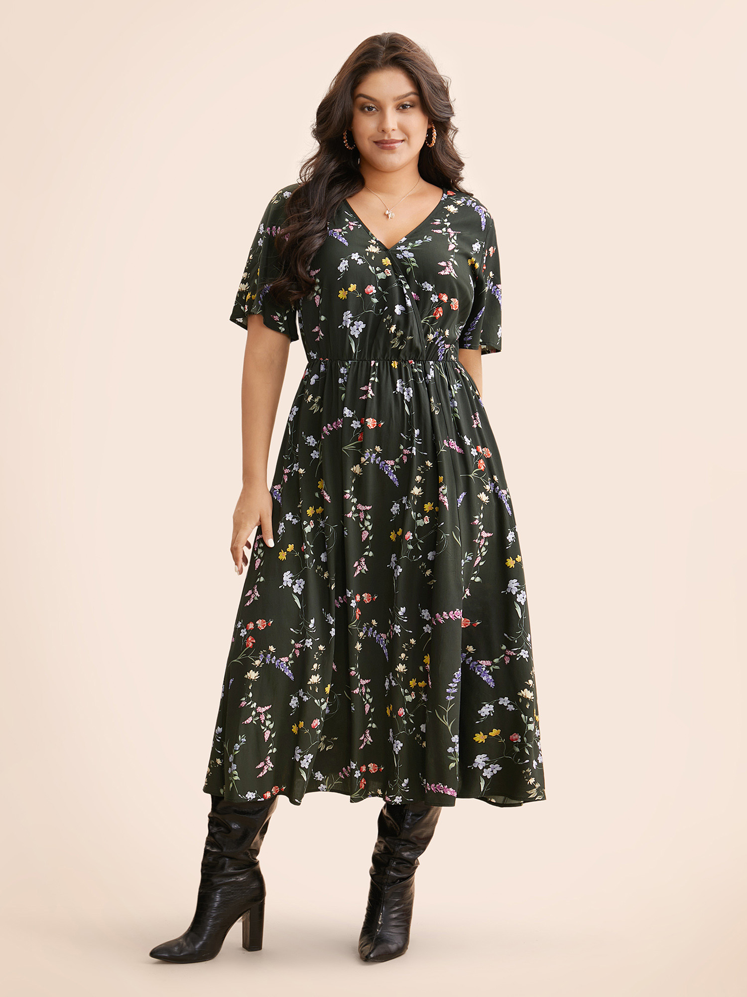 Plus Size Floral Wrap Ruffle Sleeve Dress DarkGreen Women Elegant Slit Overlap Collar Short sleeve Curvy BloomChic 18-20/2X 