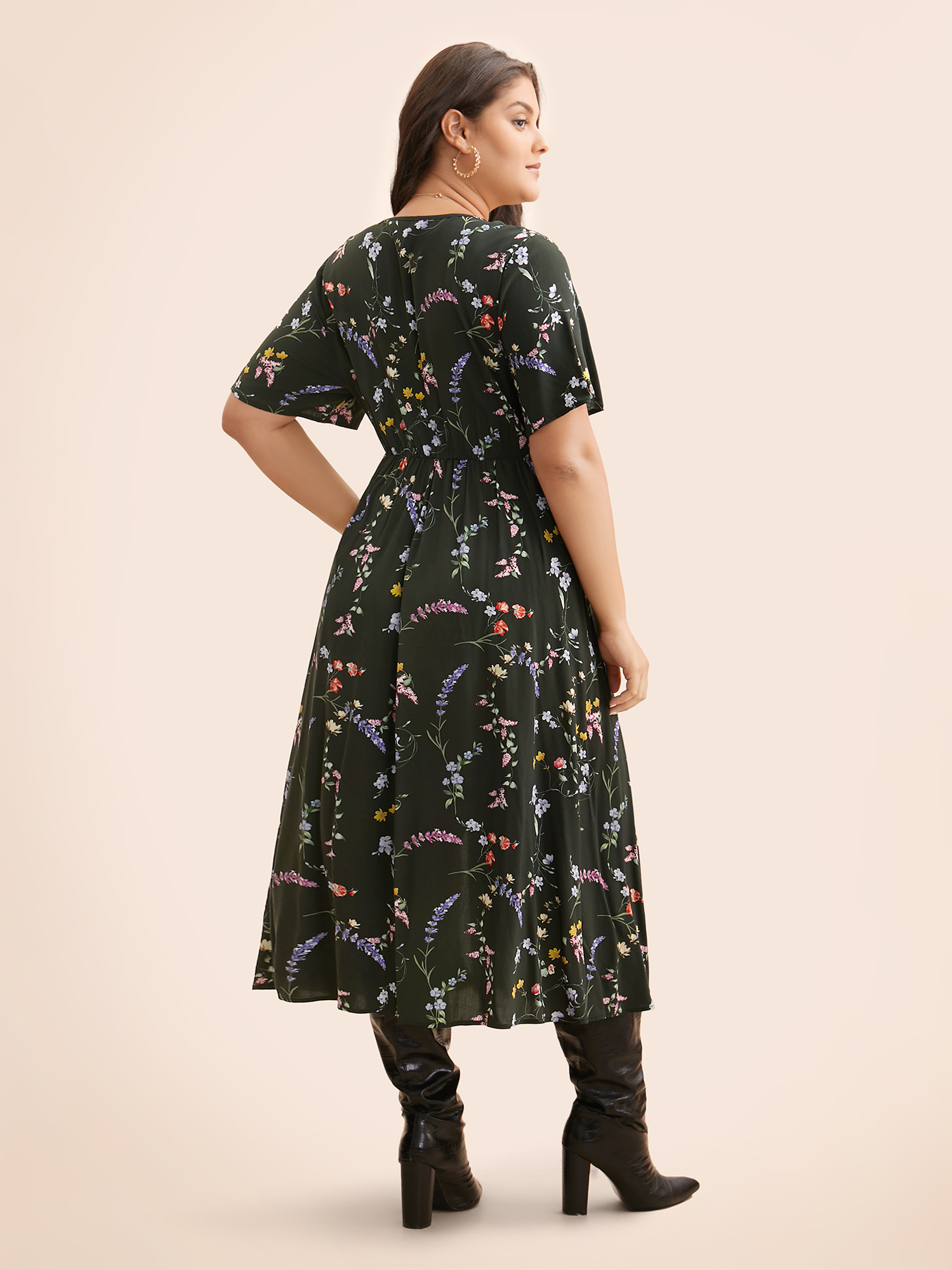 Plus Size Floral Wrap Ruffle Sleeve Dress DarkGreen Women Elegant Slit Overlap Collar Short sleeve Curvy BloomChic 18-20/2X 