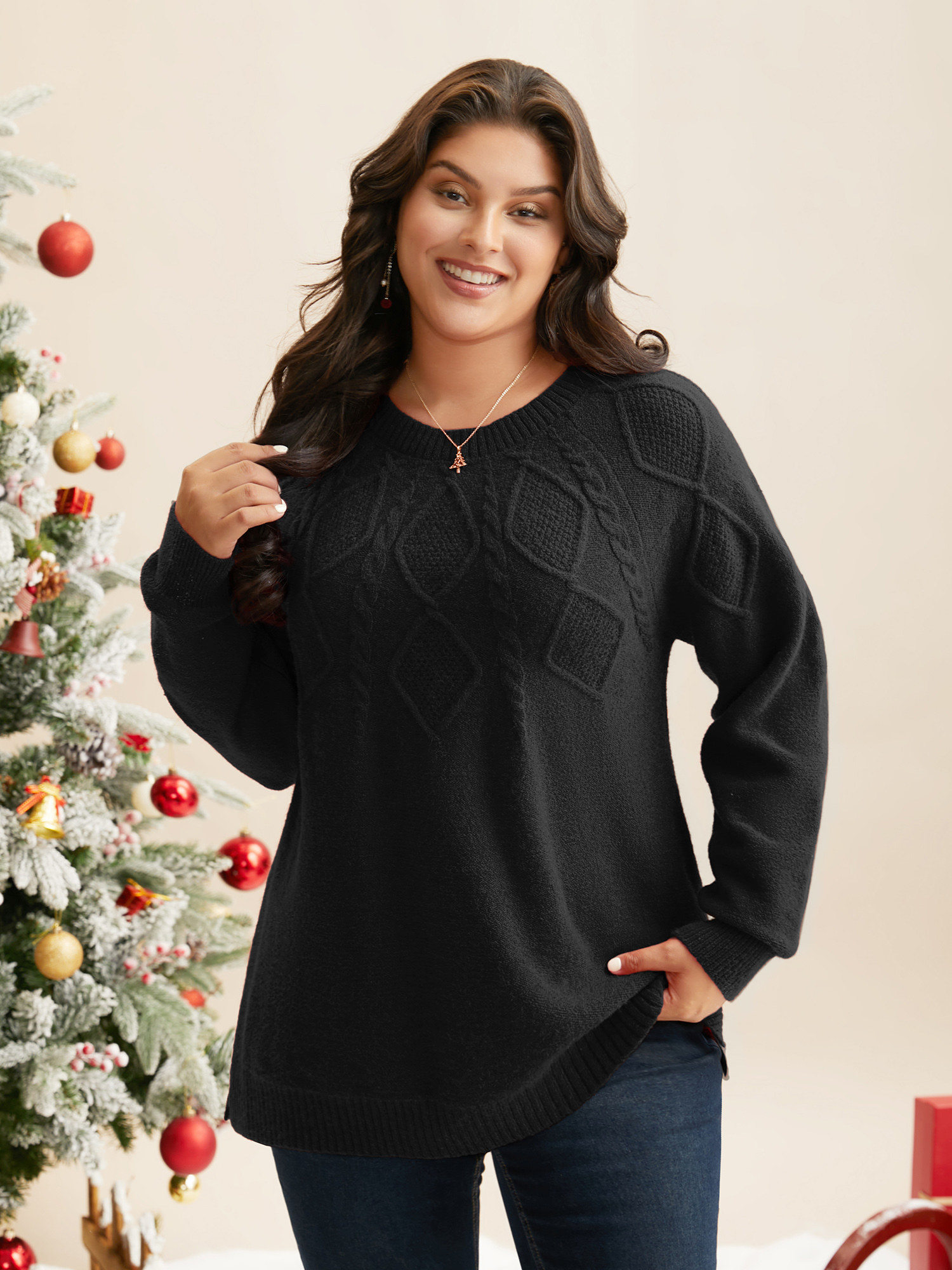 

Plus Size Cable Knit Bodice Crew-Neck Pullover Black Women Casual Loose Long Sleeve Round Neck Everyday Pullovers BloomChic