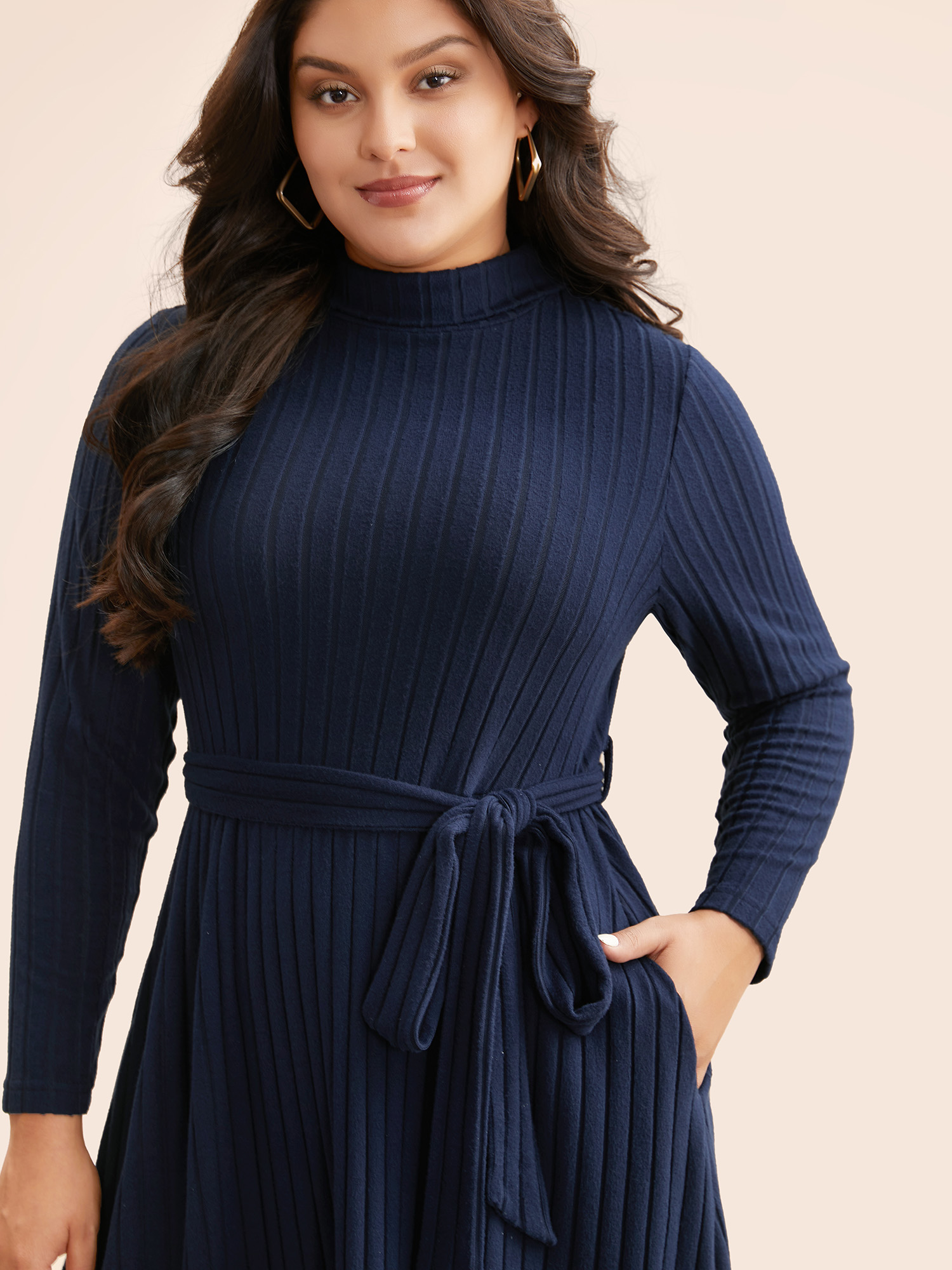 

Plus Size Plain Turtleneck Arc Hem Belted Dress Navy Women Casual Texture Turtleneck Long Sleeve Curvy BloomChic