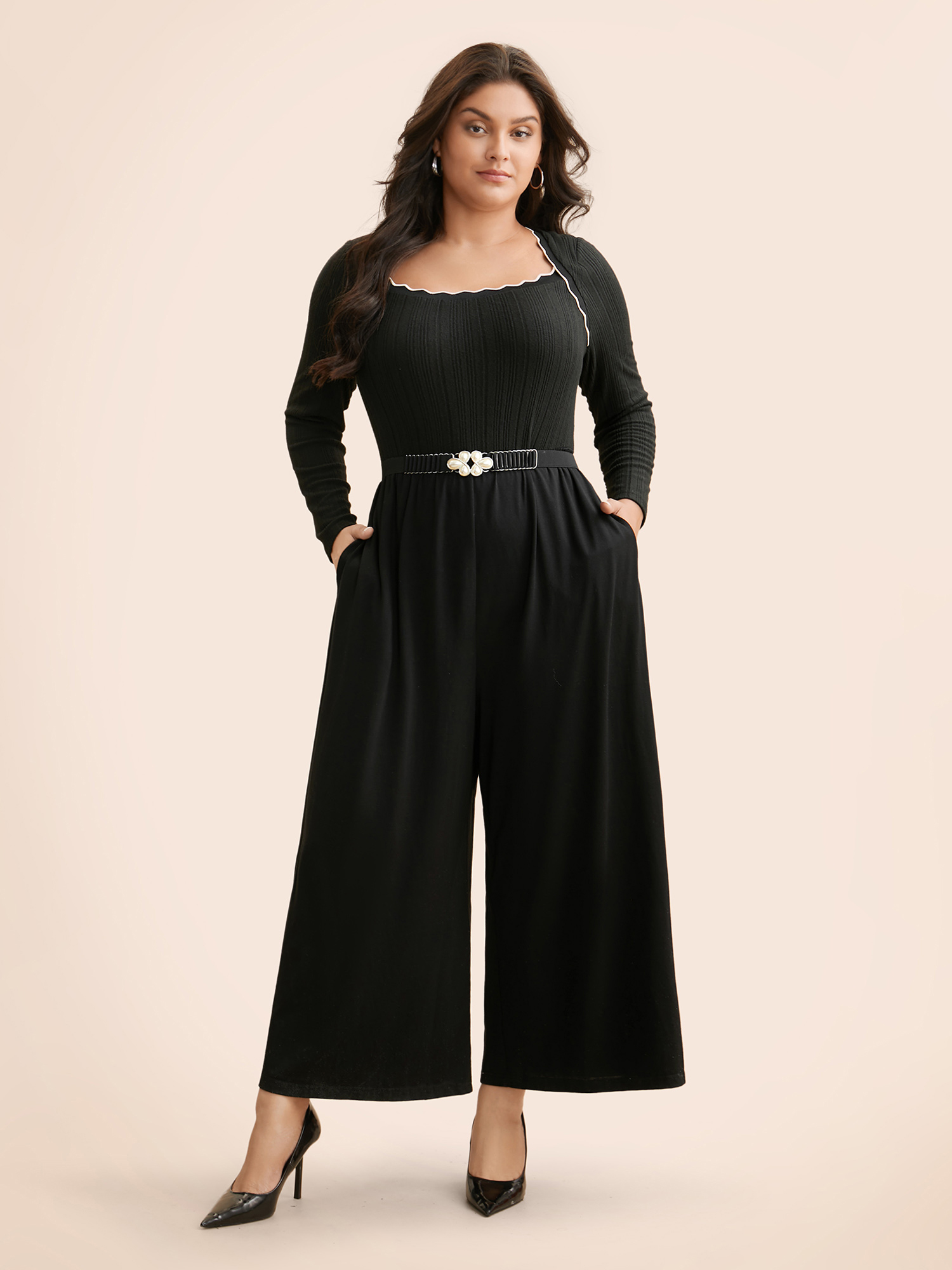 

Plus Size Black Texture Contrast Trim Scalloped Trim Jumpsuit Women At the Office Long Sleeve Square Neck Work Loose Jumpsuits BloomChic