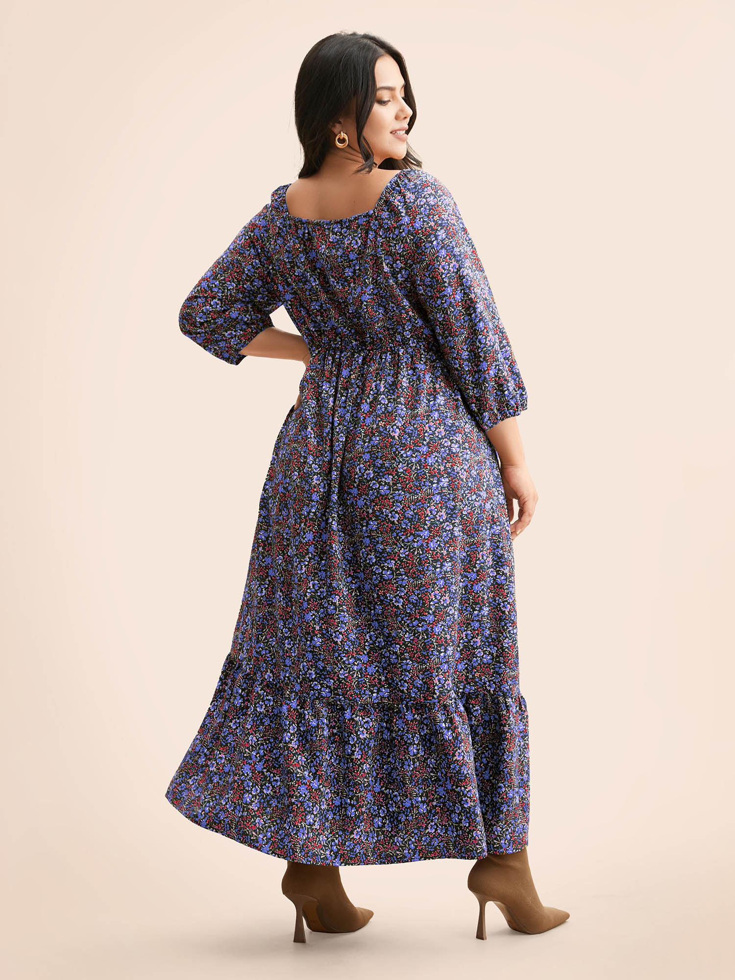 

Plus Size Ditsy Floral Woven Ribbon Maxi Dress DarkBlue Women Elegant Woven ribbon&lace trim Heart neckline Elbow-length sleeve Curvy BloomChic