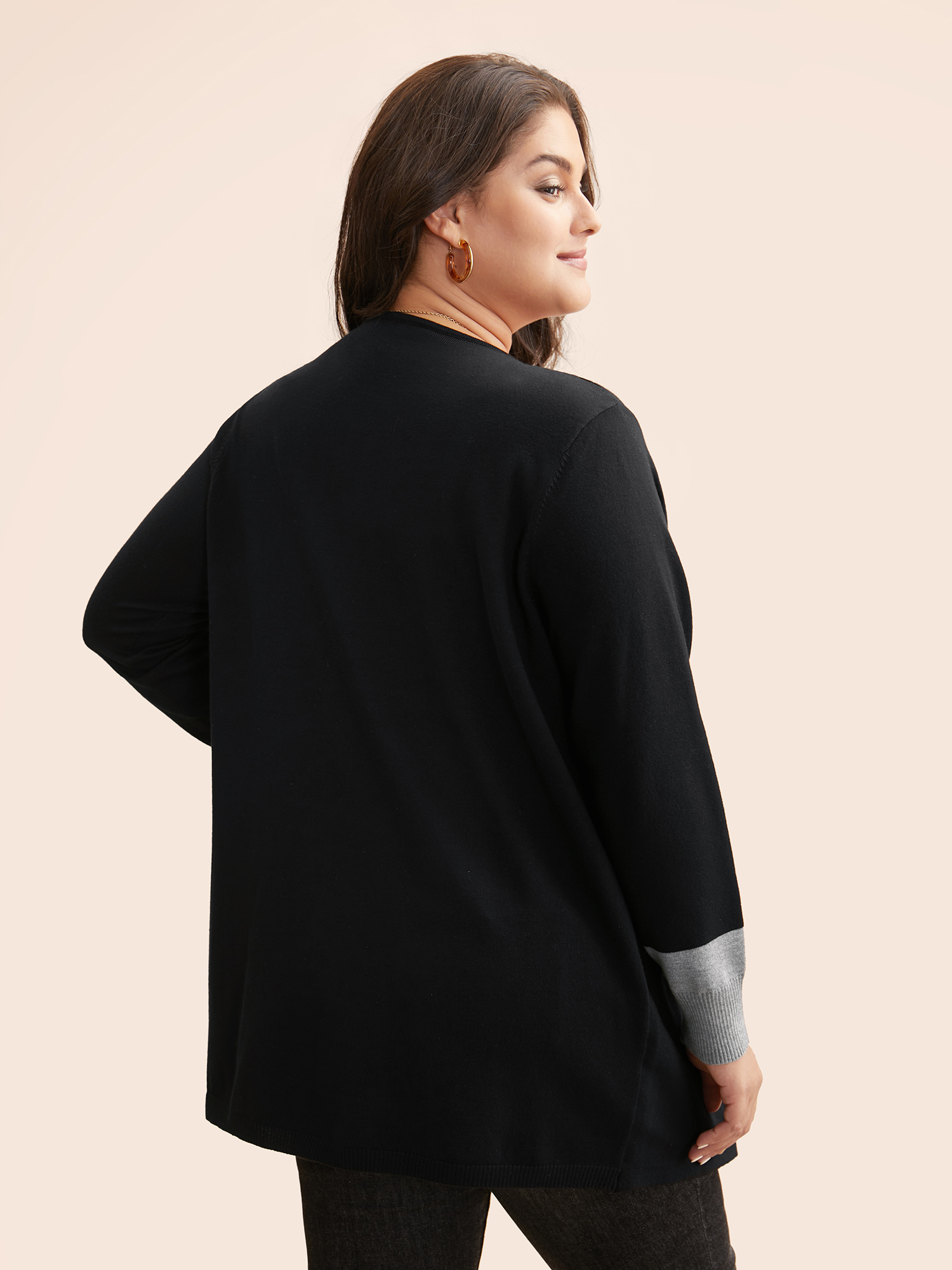 

Plus Size Contrast Kimono Collar Asymmetrical Hem Cardigan Black Women Casual Loose Long Sleeve Everyday Cardigans BloomChic