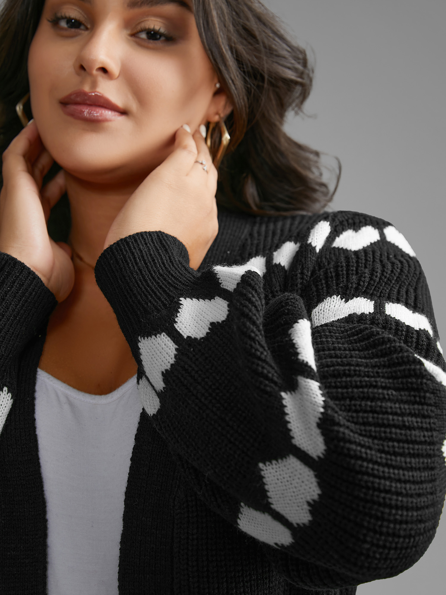 Plus Size Heart Pattern Jacquard Patch Pocket Cardigan Black Women Casual Loose Long Sleeve Everyday Cardigans BloomChic 10/M 