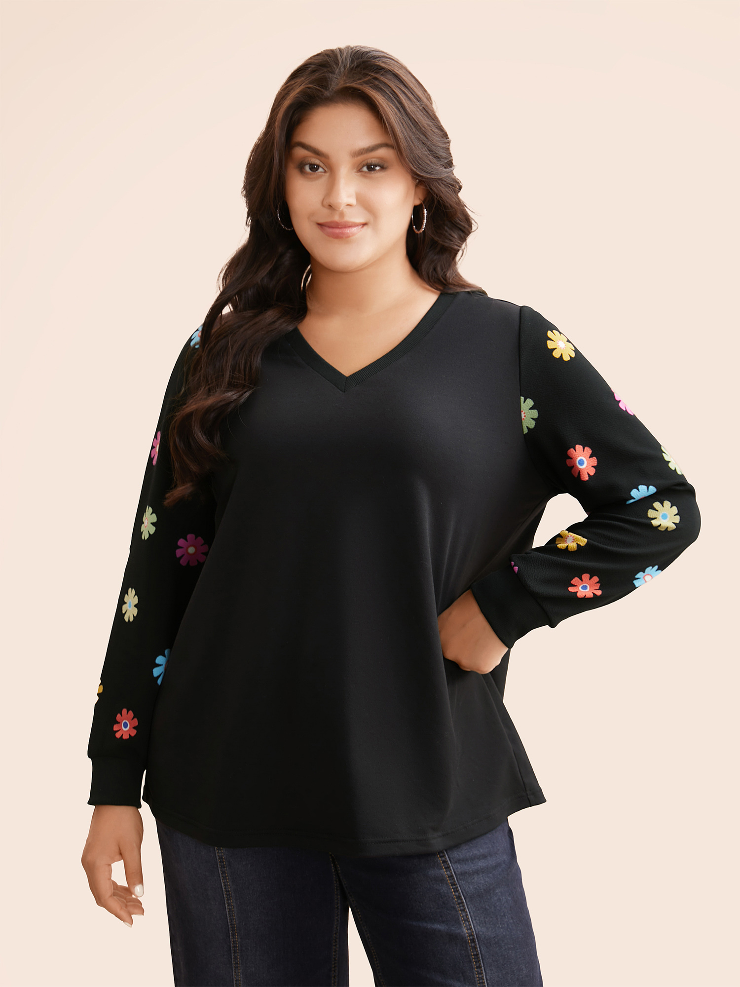 

Plus Size V Neck Floral Slightly Stretchy Sweatshirt Women Black Elegant Contrast Non Everyday Sweatshirts BloomChic