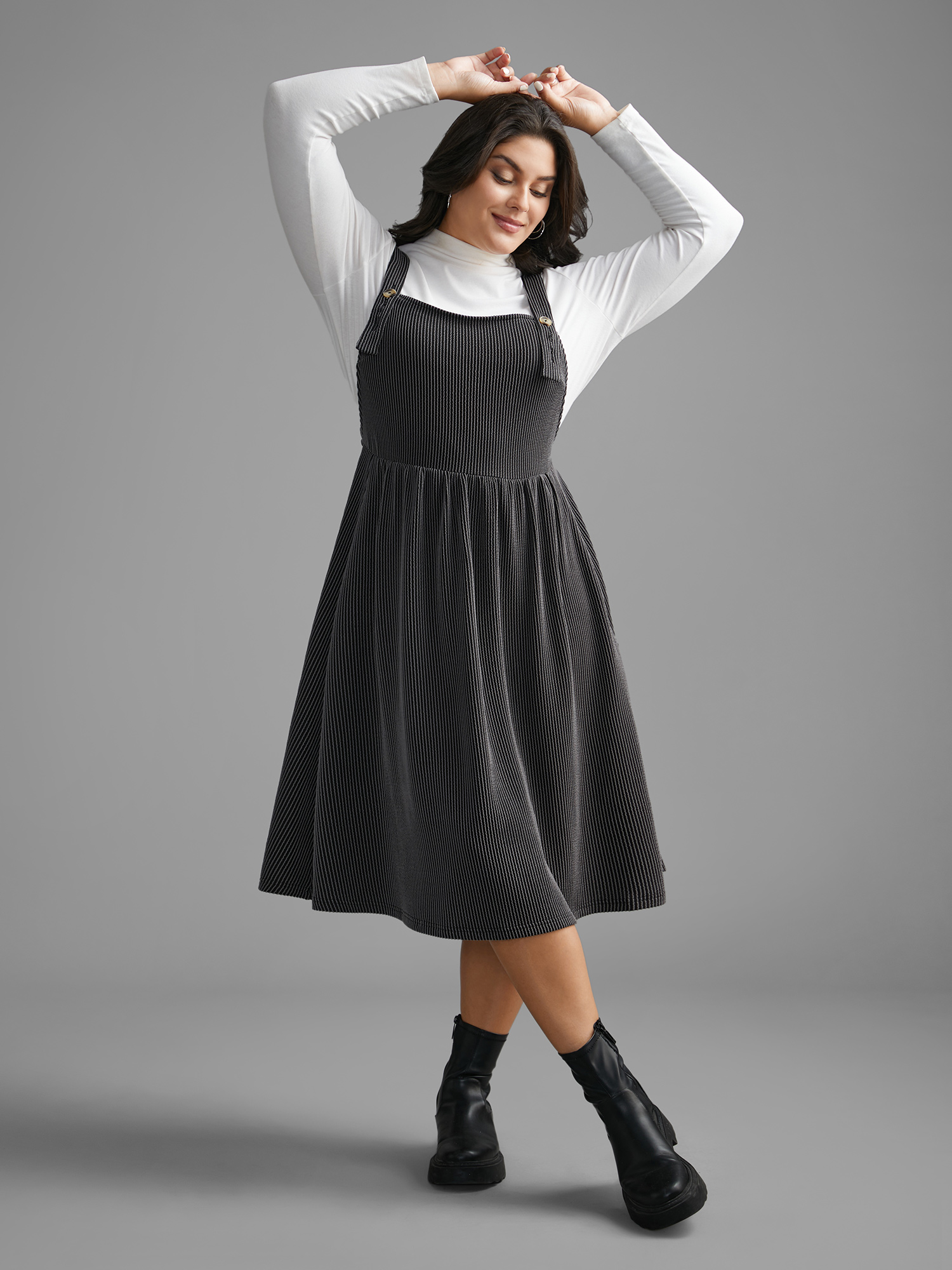 

Plus Size Texture Square Neck Midi Dress Black Women Casual Texture Square Neck Sleeveless Curvy BloomChic