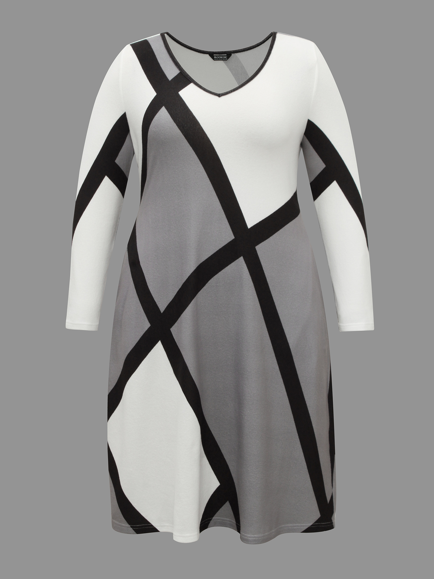 Plus Size V Neck Colorblock Contrast Pocket Dress Mediumgray Women Casual Contrast V-neck Long Sleeve Curvy BloomChic 28/5X 
