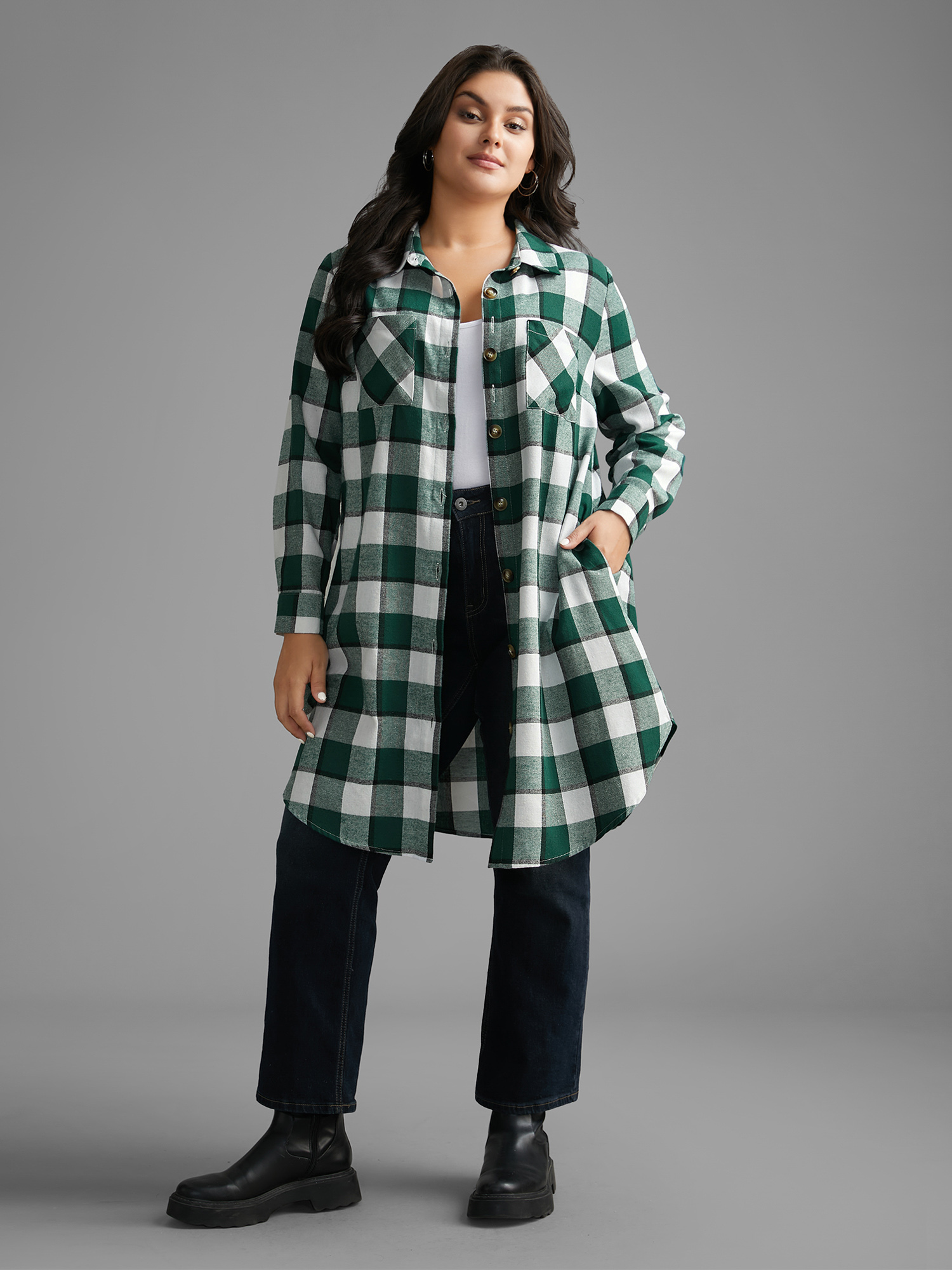 

Plus Size Plaid Patched Pocket Arc Hem Jacket Women DarkGreen Button Loose Side seam pocket Everyday Jackets BloomChic