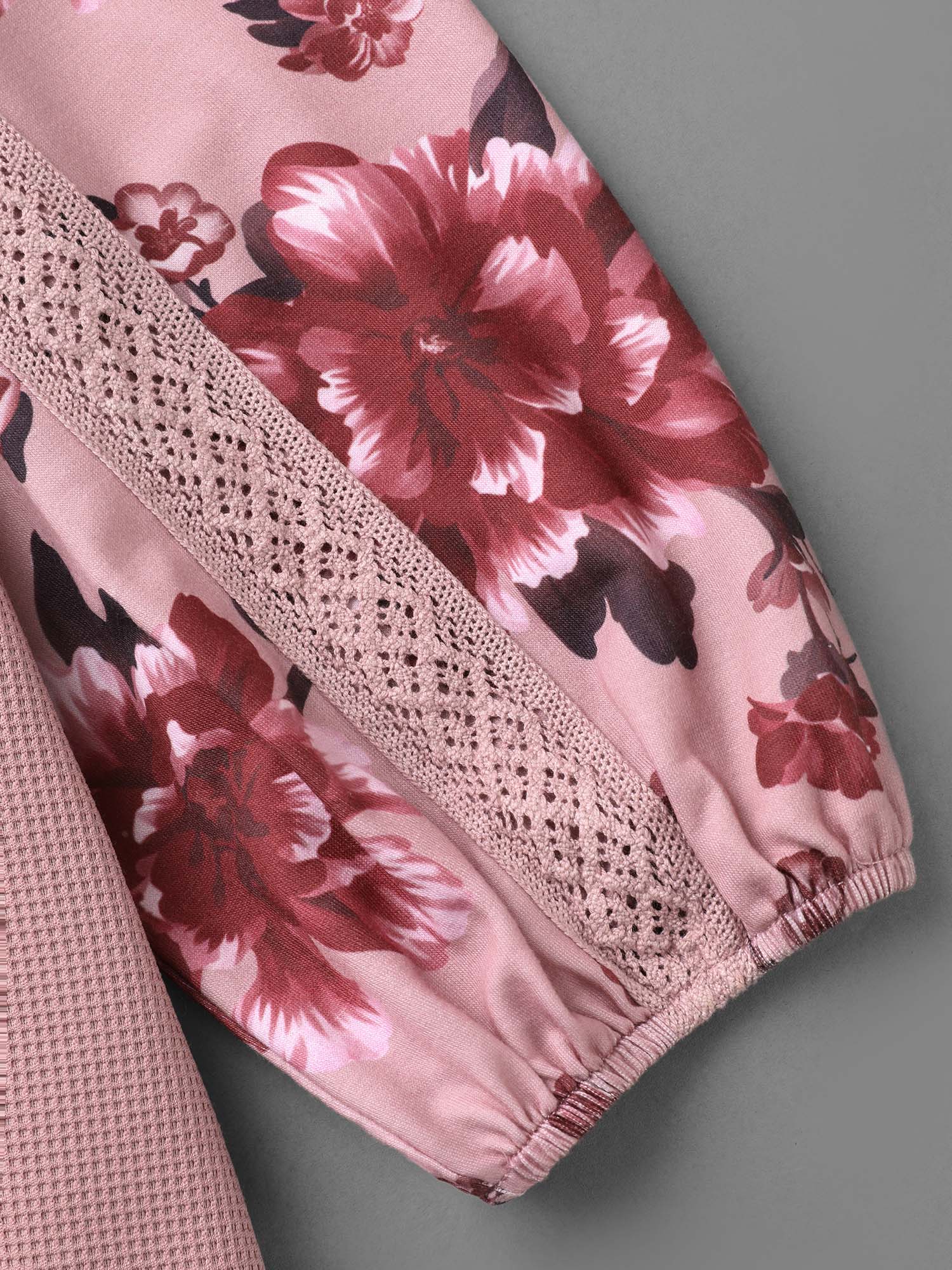 Plus Size Round Neck Floral Patchwork Woven Ribbon Sweatshirt Women Multicolor Elegant Woven ribbon&lace trim Round Neck Everyday Sweatshirts BloomChic 26/4X 