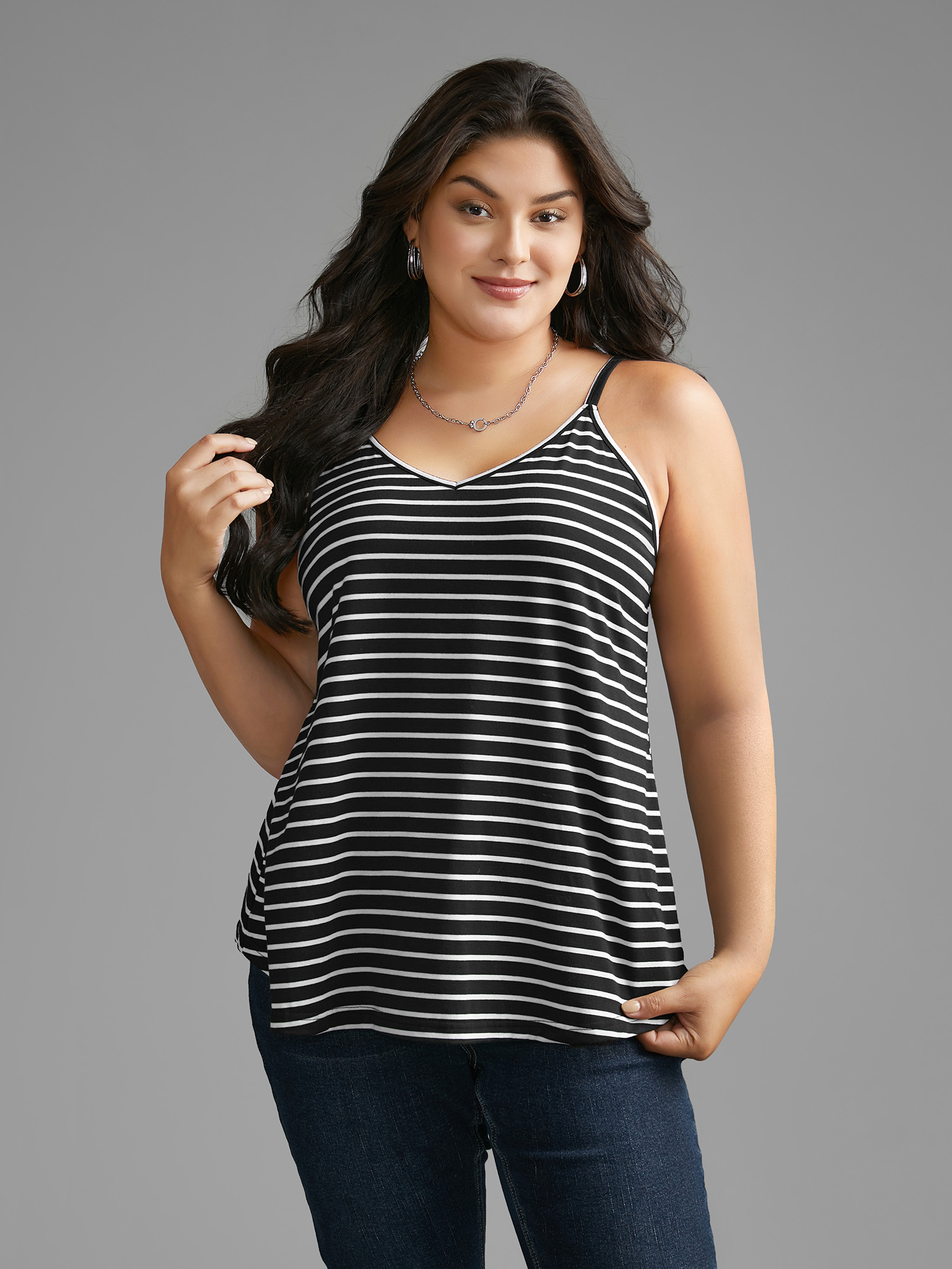 

Plus Size Striped Curved Hem Cami Top Women Black Casual Contrast V-neck Everyday Tank Tops Camis BloomChic