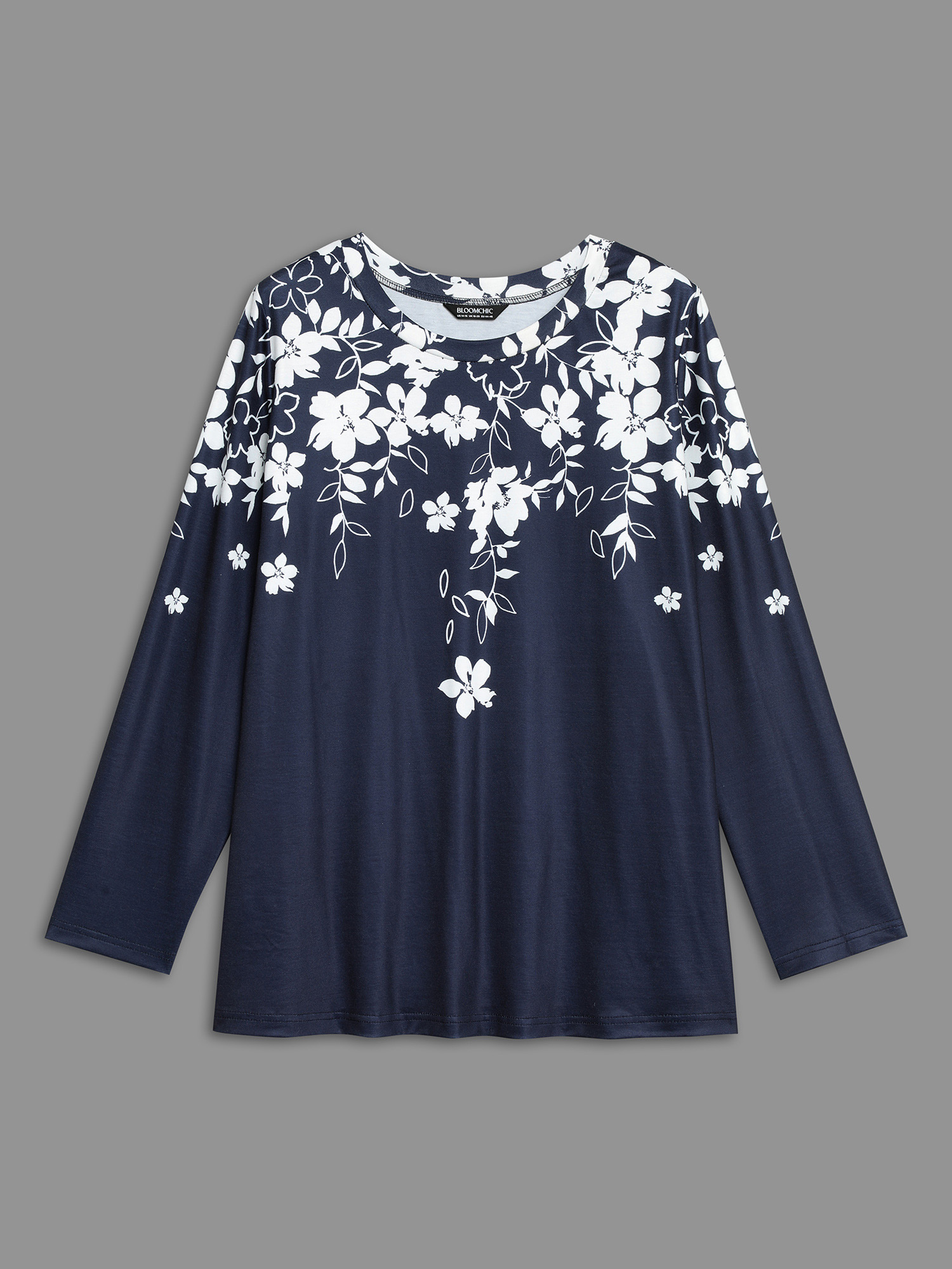 

Plus Size Round Neck Boho Print T-shirt Indigo Women Casual Contrast Natural Flowers Round Neck Everyday T-shirts BloomChic