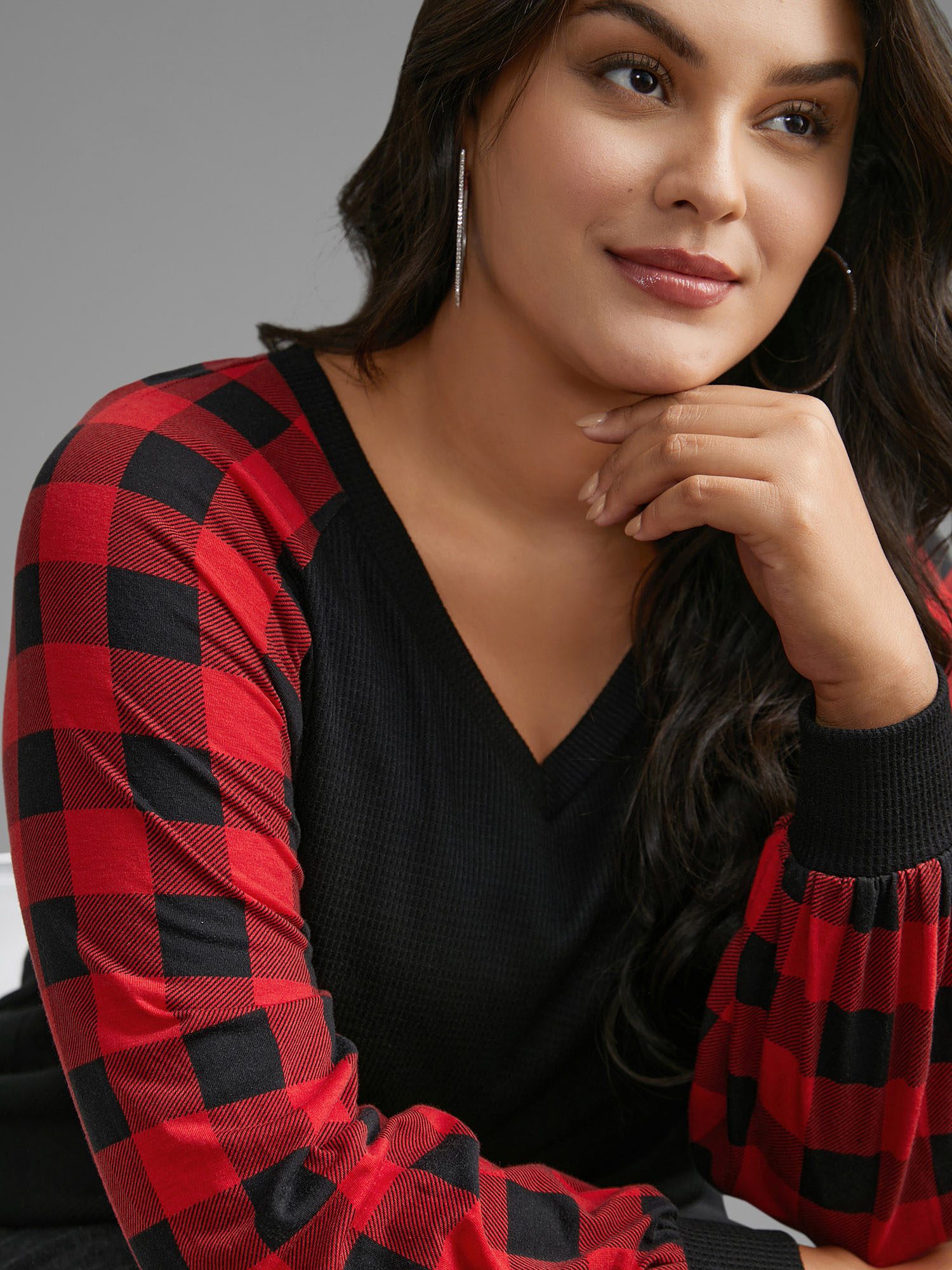 Plus Size V Neck Plaid Patchwork Contrast T-shirt Black Women Casual Contrast V-neck Everyday T-shirts BloomChic 22-24/3X 