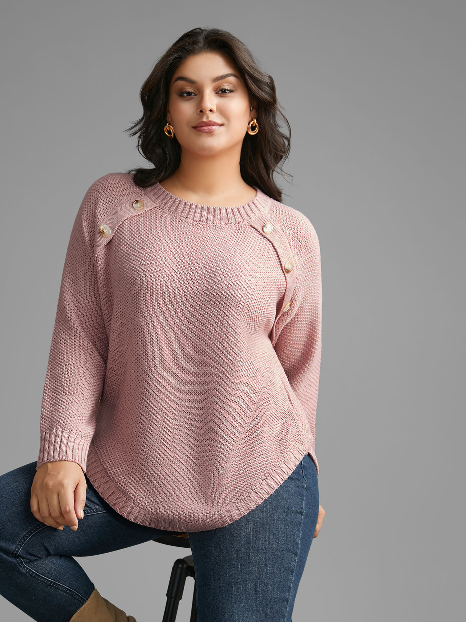 

Plus Size Plain Textured Button Detail Curved Hem Pullover Dirtypink Women Casual Loose Long Sleeve Round Neck Everyday Pullovers BloomChic