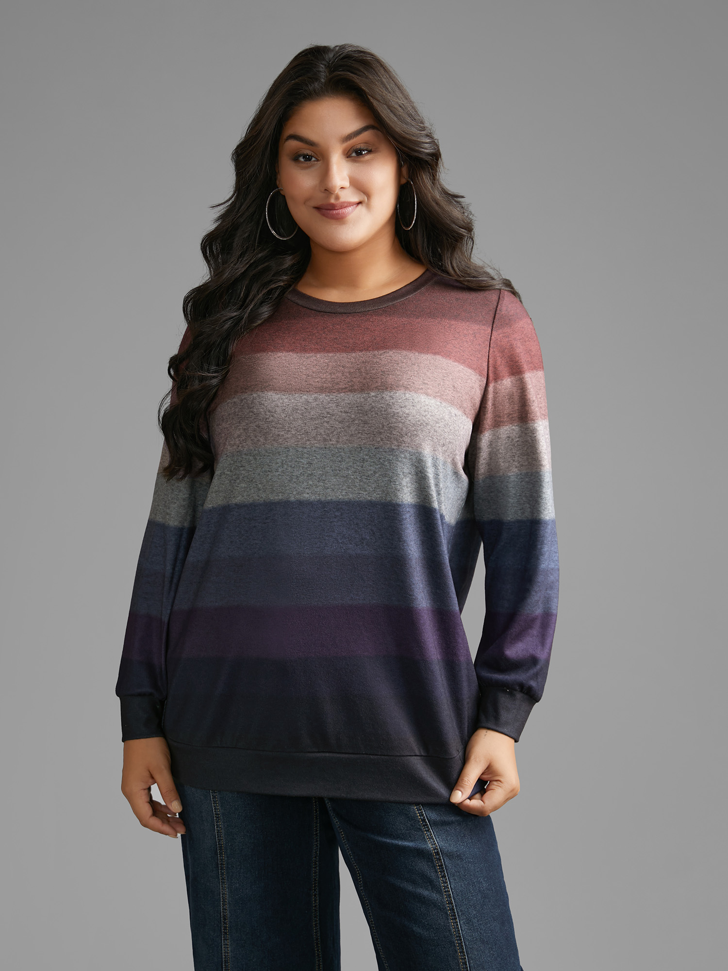 

Plus Size Ombre Contrast Round Neck Sweatshirt Women Multicolor Casual Contrast Loose Round Neck Everyday Sweatshirts BloomChic