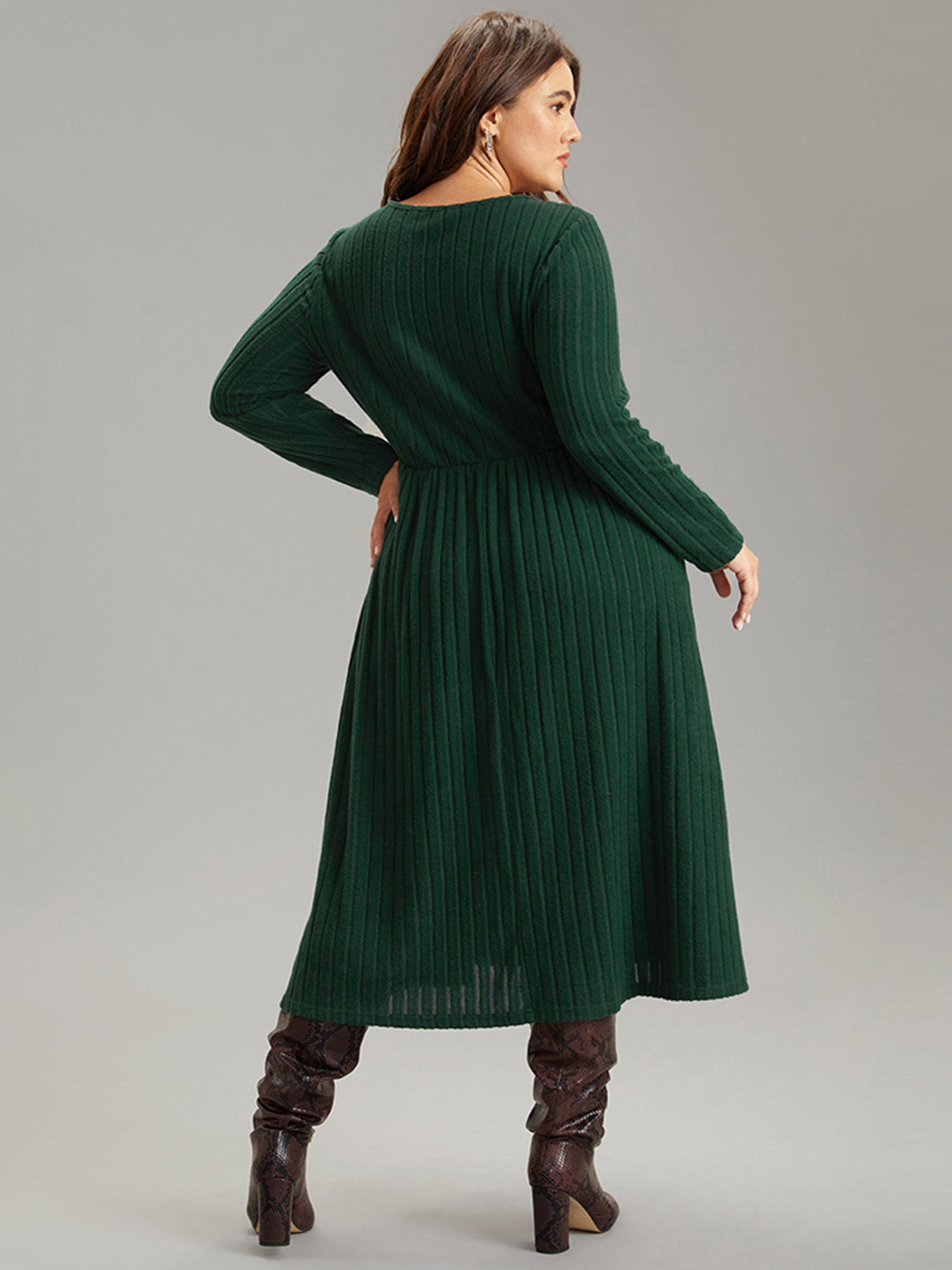 Plus Size Women Work Plain Rib Knit Regular Sleeve Long Sleeve Notched collar Pocket Work From Home Dresses BloomChic 