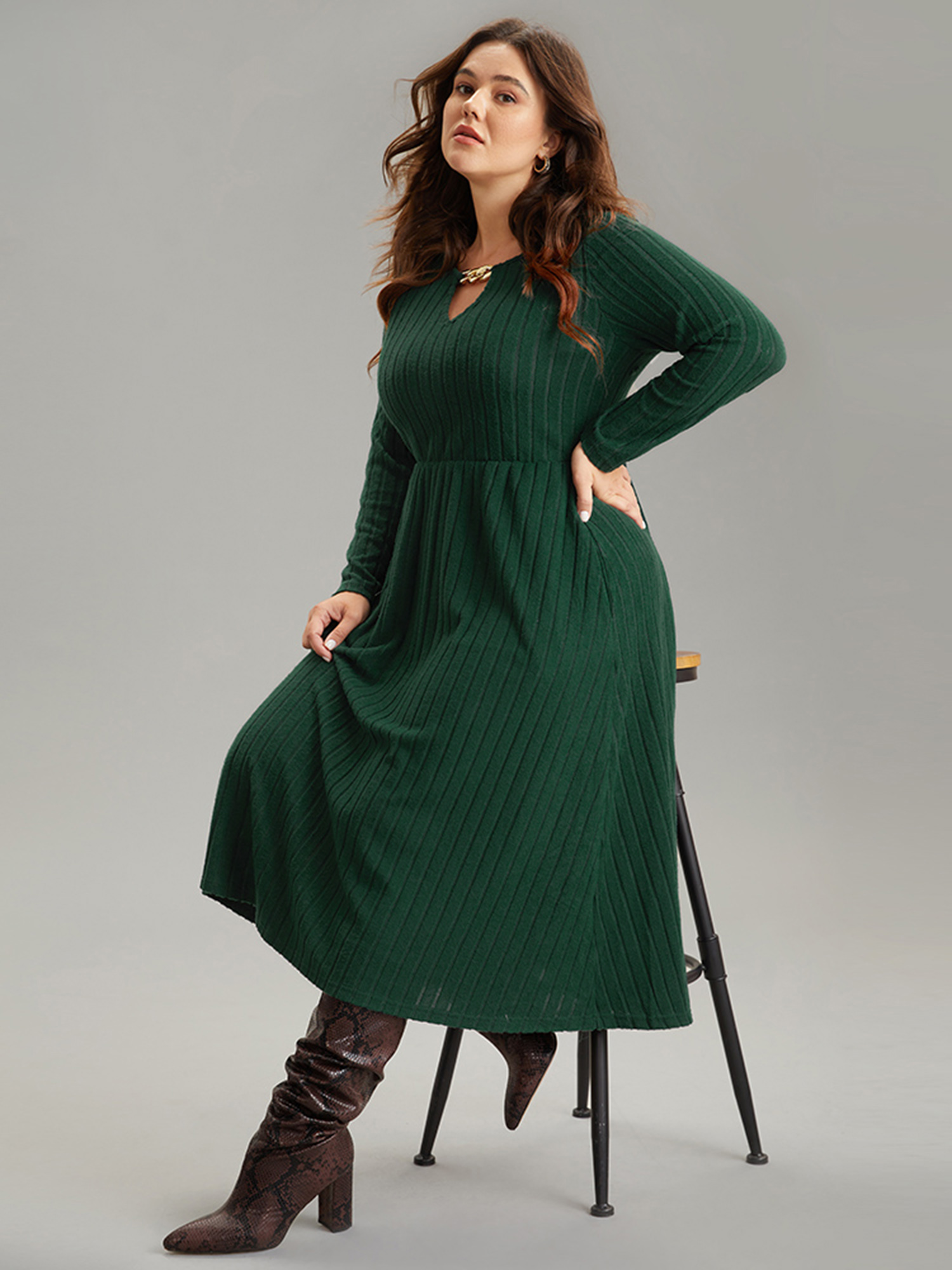 Plus Size Women Work Plain Rib Knit Regular Sleeve Long Sleeve Notched collar Pocket Work From Home Dresses BloomChic 