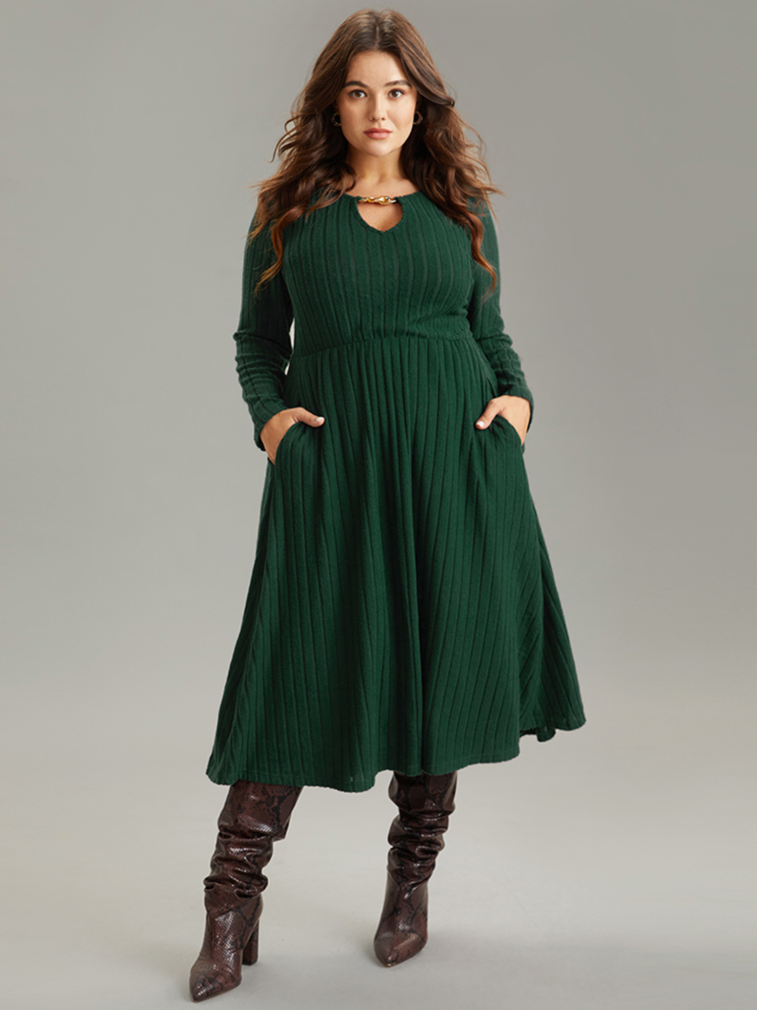 Plus Size Women Work Plain Rib Knit Regular Sleeve Long Sleeve Notched collar Pocket Work From Home Dresses BloomChic 