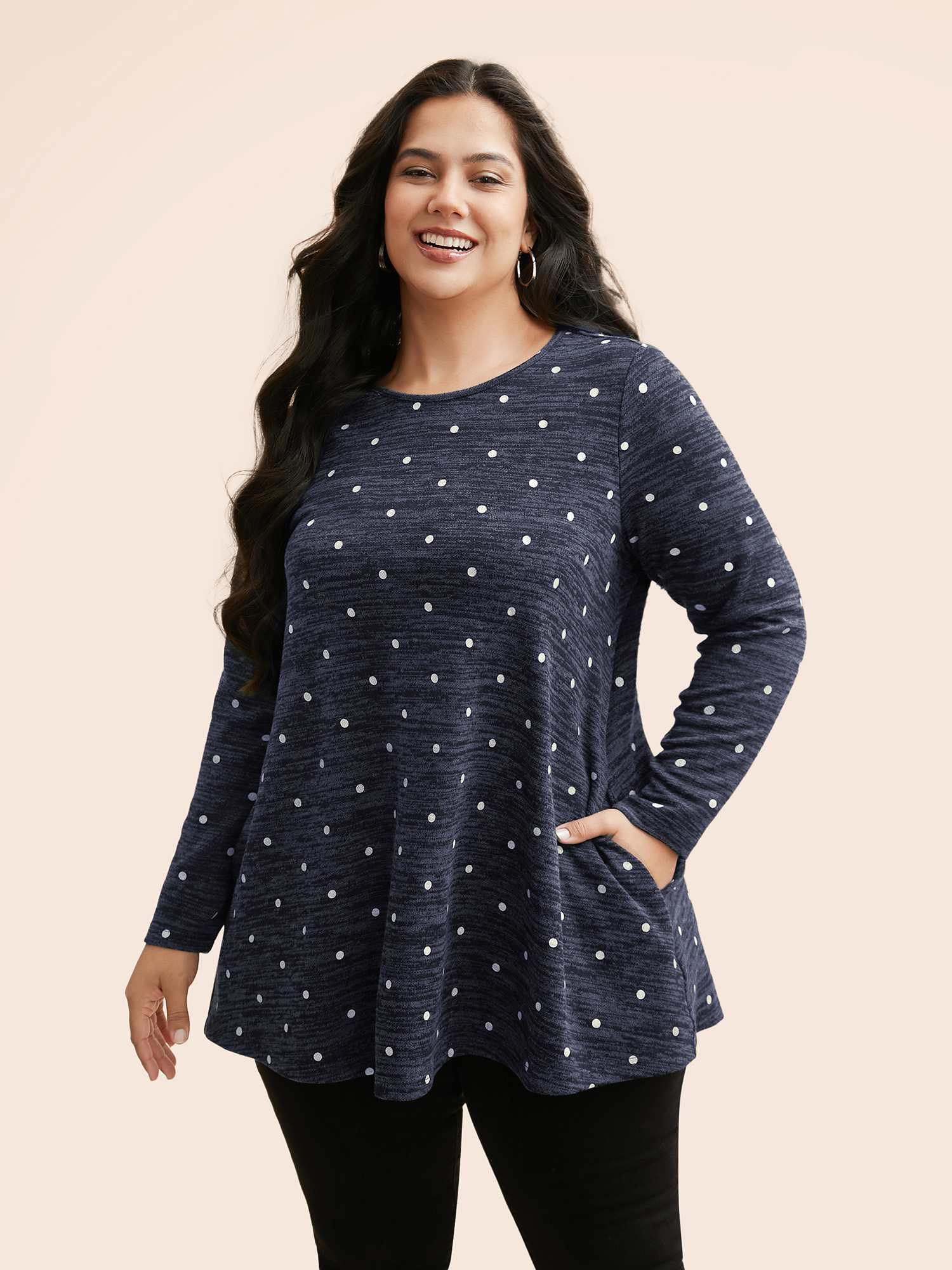 

Plus Size Heather Polka Dot Pocket T-shirt DarkBlue Women Casual Non Round Neck Loose Everyday T-shirts BloomChic