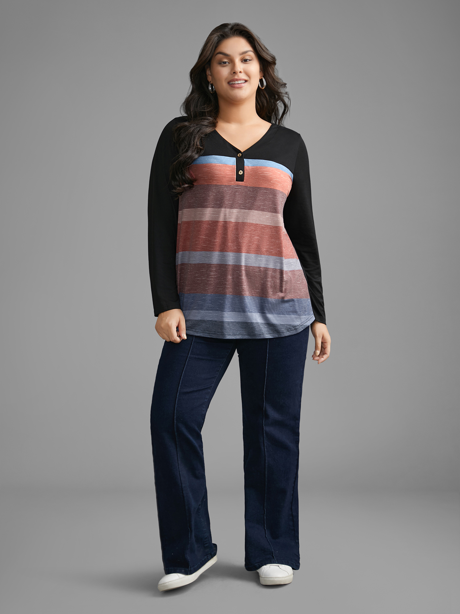 Plus Size V Neck Colorblock Contrast Button Up T-shirt Black Women Casual Contrast V-neck Everyday T-shirts BloomChic 28/5X 