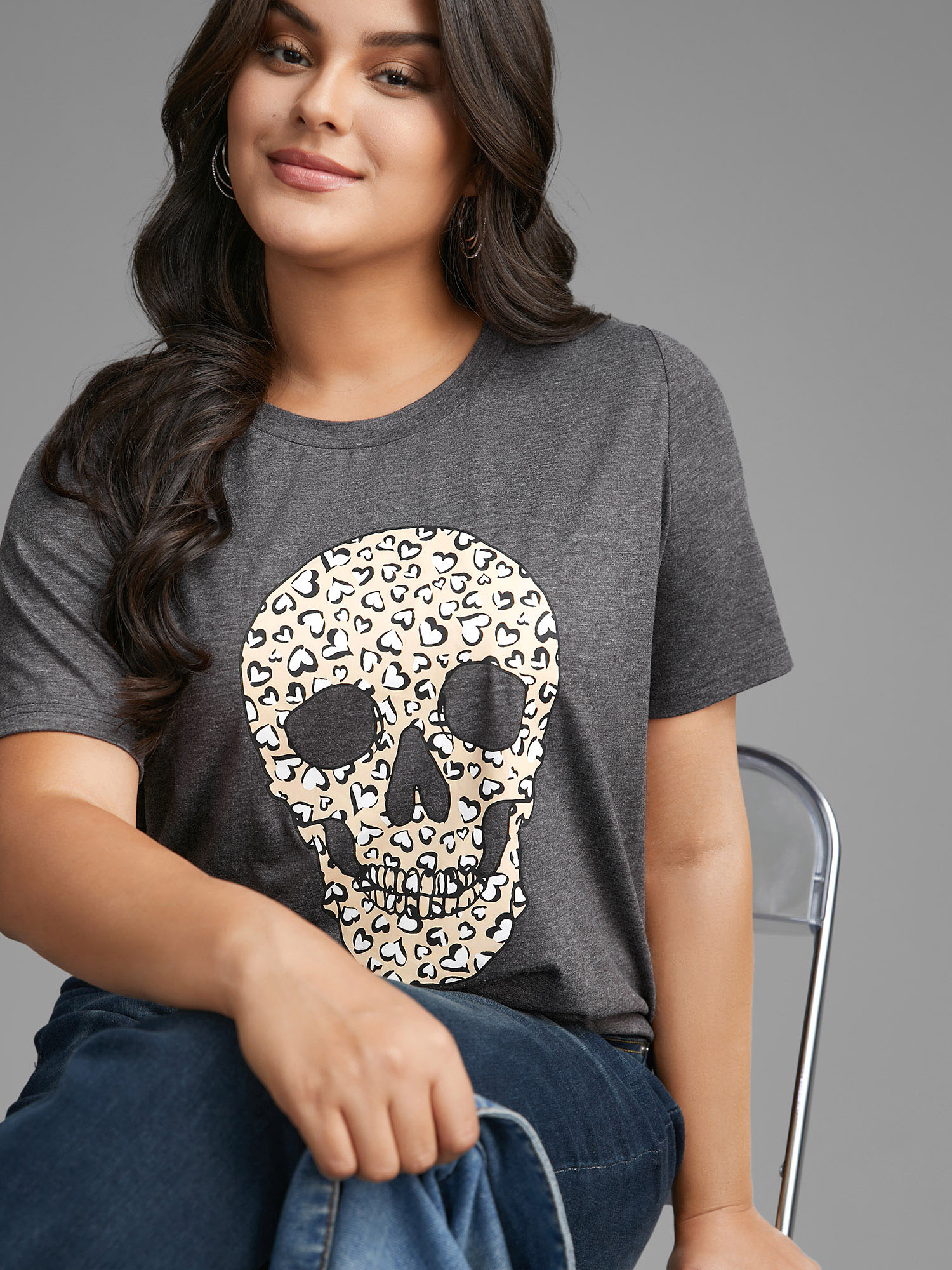 

Plus Size Crew Neck Skull Leopard Print T-shirt DimGray Women Casual Non Art&design Round Neck Everyday T-shirts BloomChic