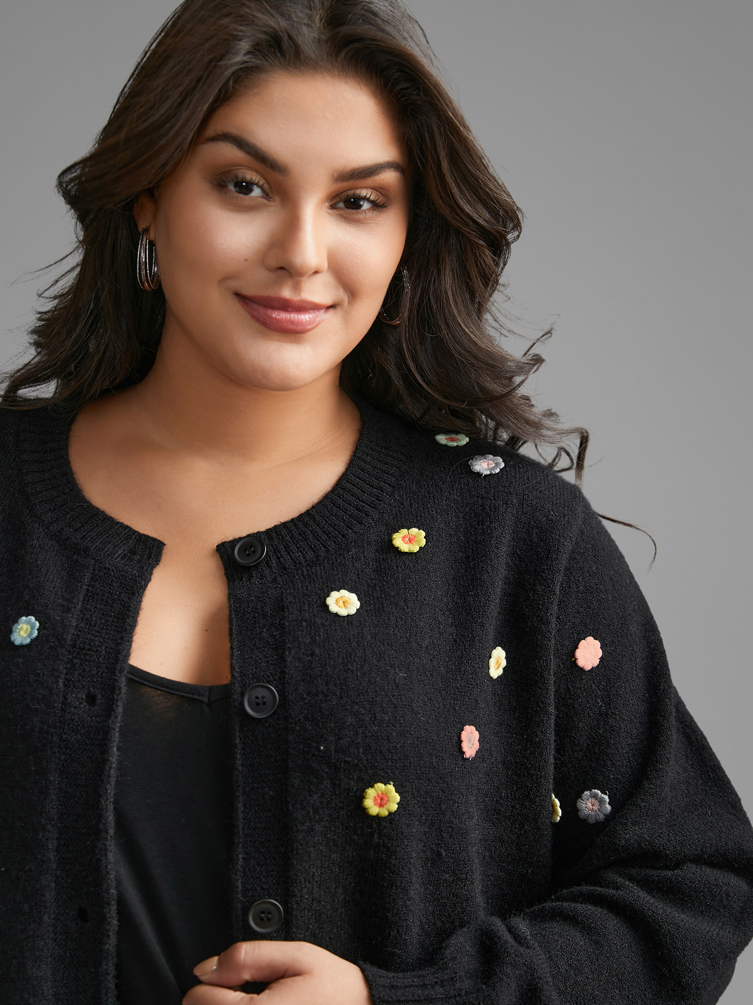 Plus Size Stereo Flower Design Button Through Cardigan Black Women Casual Loose Long Sleeve Everyday Cardigans BloomChic 12/L 