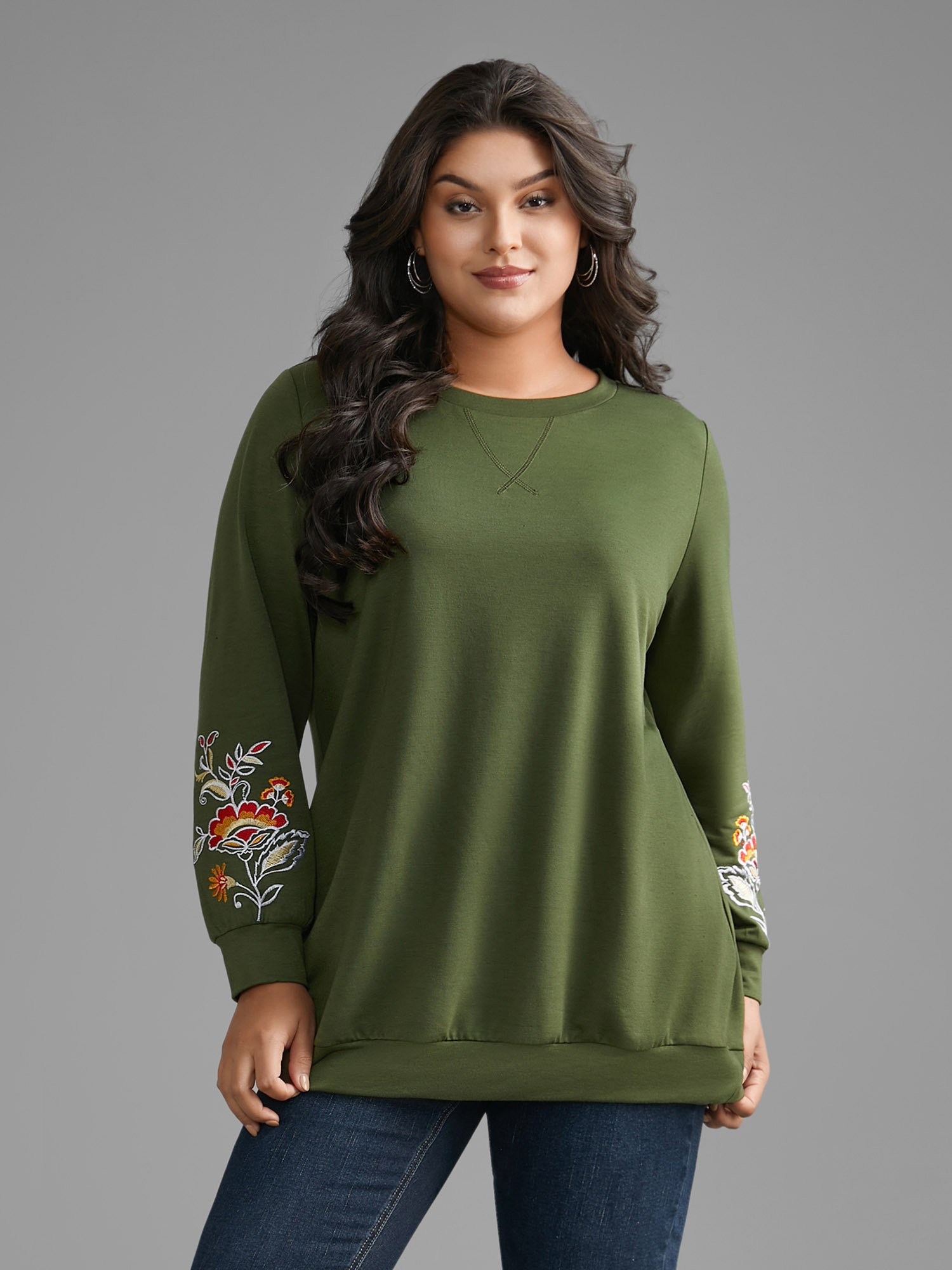 

Plus Size Crew Neck Floral Embroidered Sweatshirt Women ArmyGreen Casual Embroidered Loose Round Neck Everyday Sweatshirts BloomChic