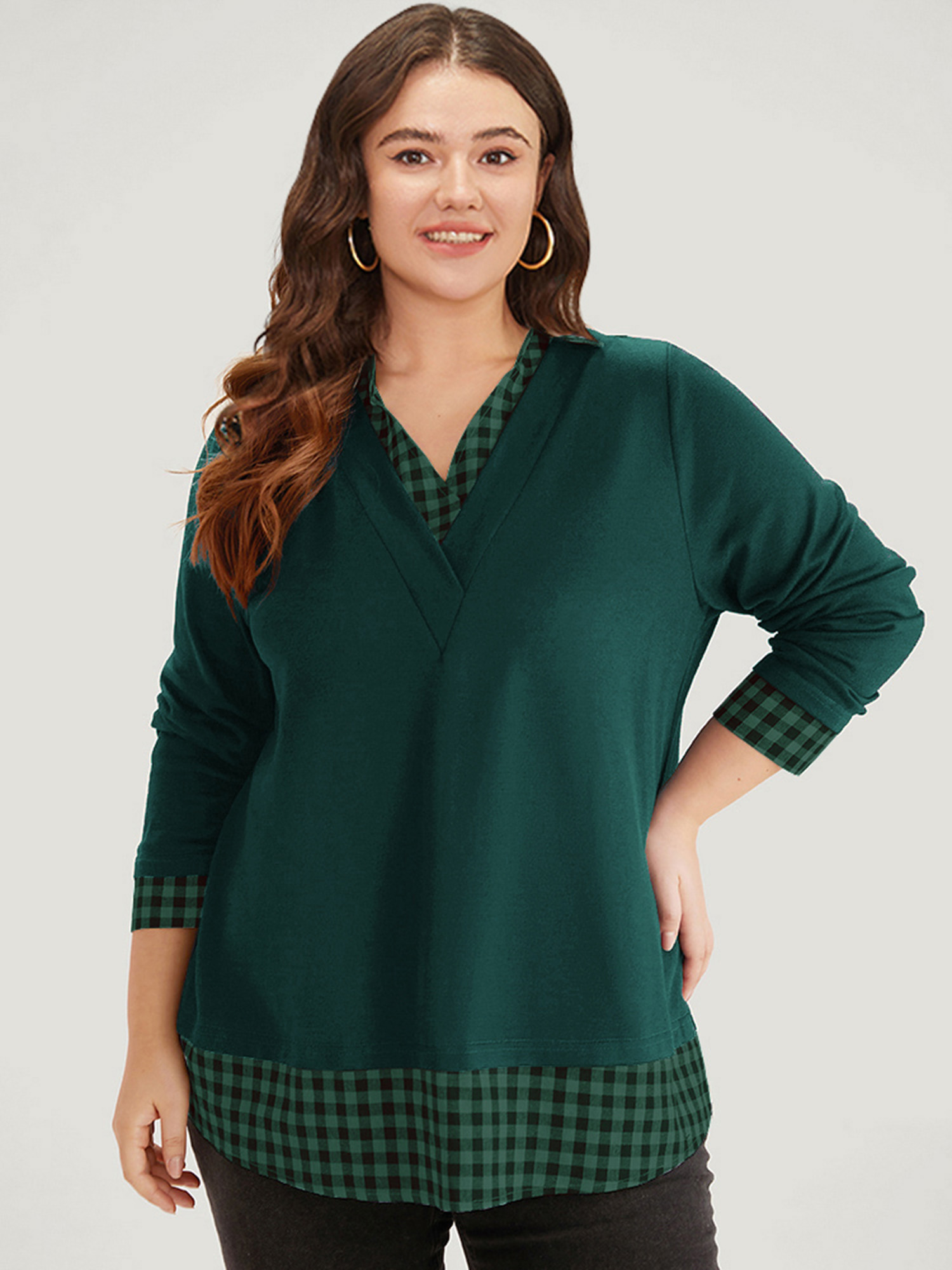 

Plus Size Gingham Patchwork Shirt Collar Arc Hem Sweatshirt Women Green Casual Patchwork V-neck Everyday Sweatshirts BloomChic