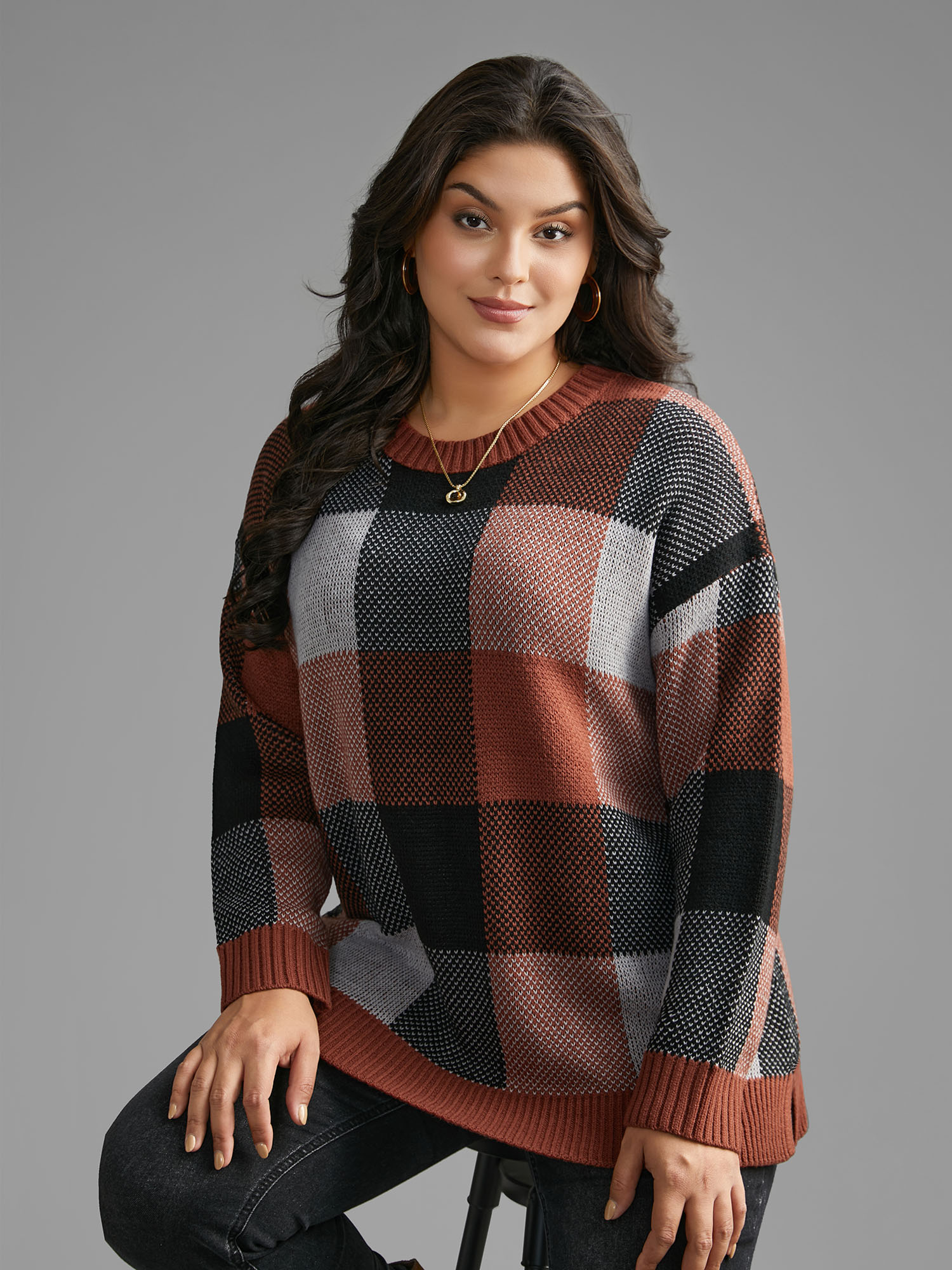 

Plus Size Plaid Contrast Slit Hem Pullover Yellowishbrown Women Casual Loose Long Sleeve Round Neck Everyday Pullovers BloomChic