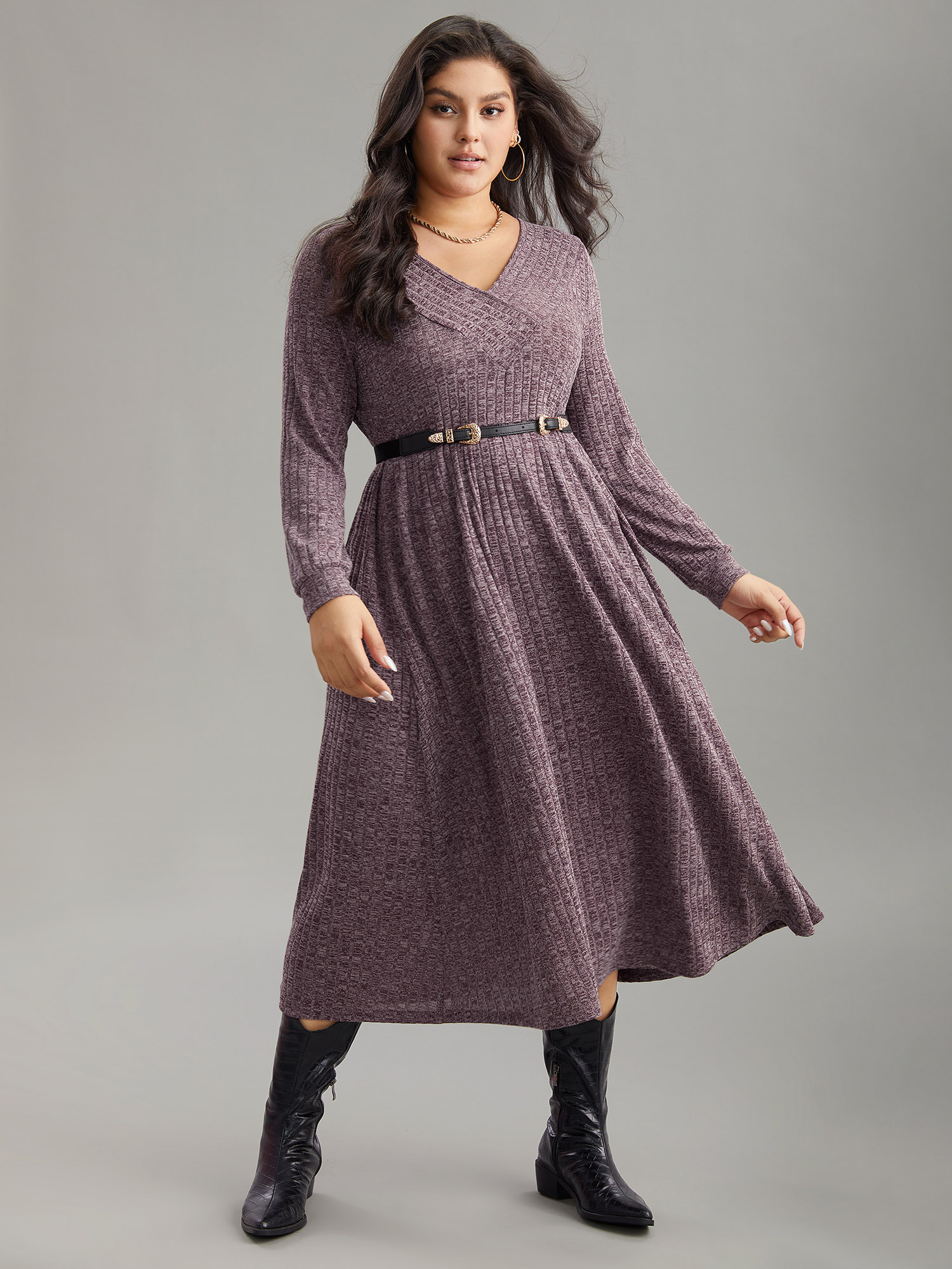 

Plus Size Rib Knit Plain Plisse Long Sleeve Dress Mauve Women Casual Rib Knit V-neck Long Sleeve Curvy Midi Dress BloomChic