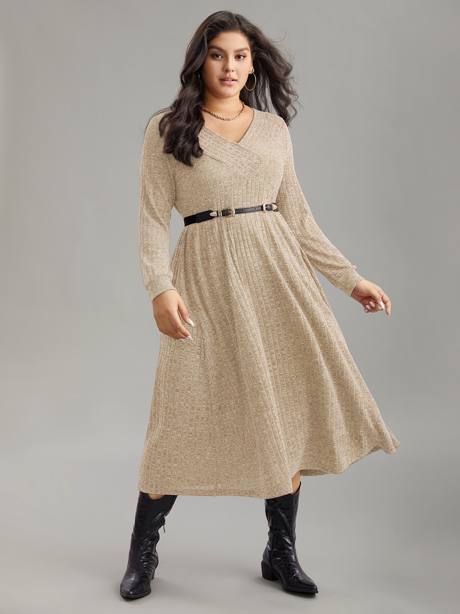 Plus Size Rib Knit Plain Plisse Long Sleeve Dress Beige Women Casual Rib Knit V-neck Long Sleeve Curvy Midi Dress BloomChic 12/L 