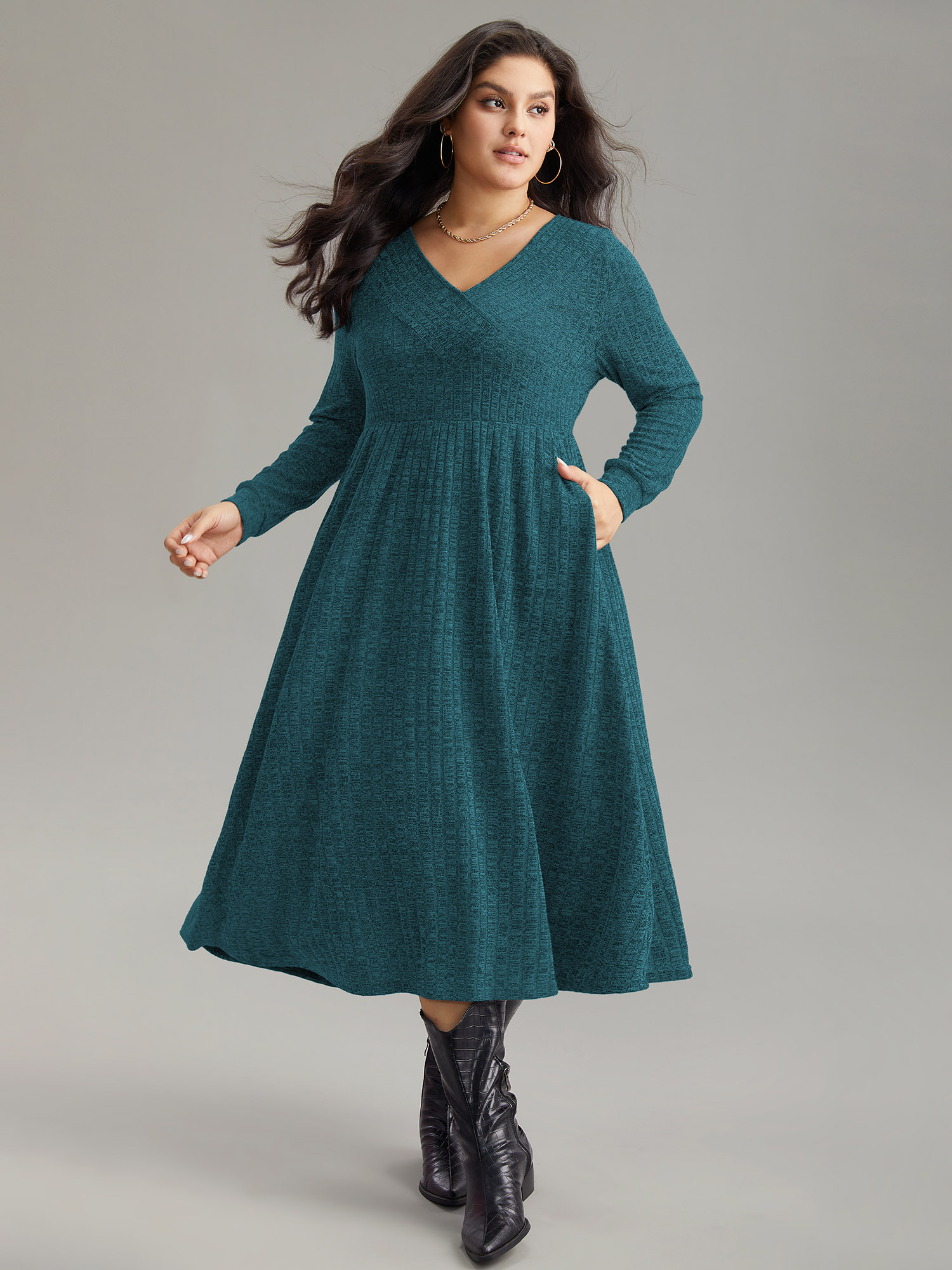 

Plus Size Rib Knit Plain Plisse Long Sleeve Dress Aegean Women Casual Rib Knit V-neck Long Sleeve Curvy Midi Dress BloomChic