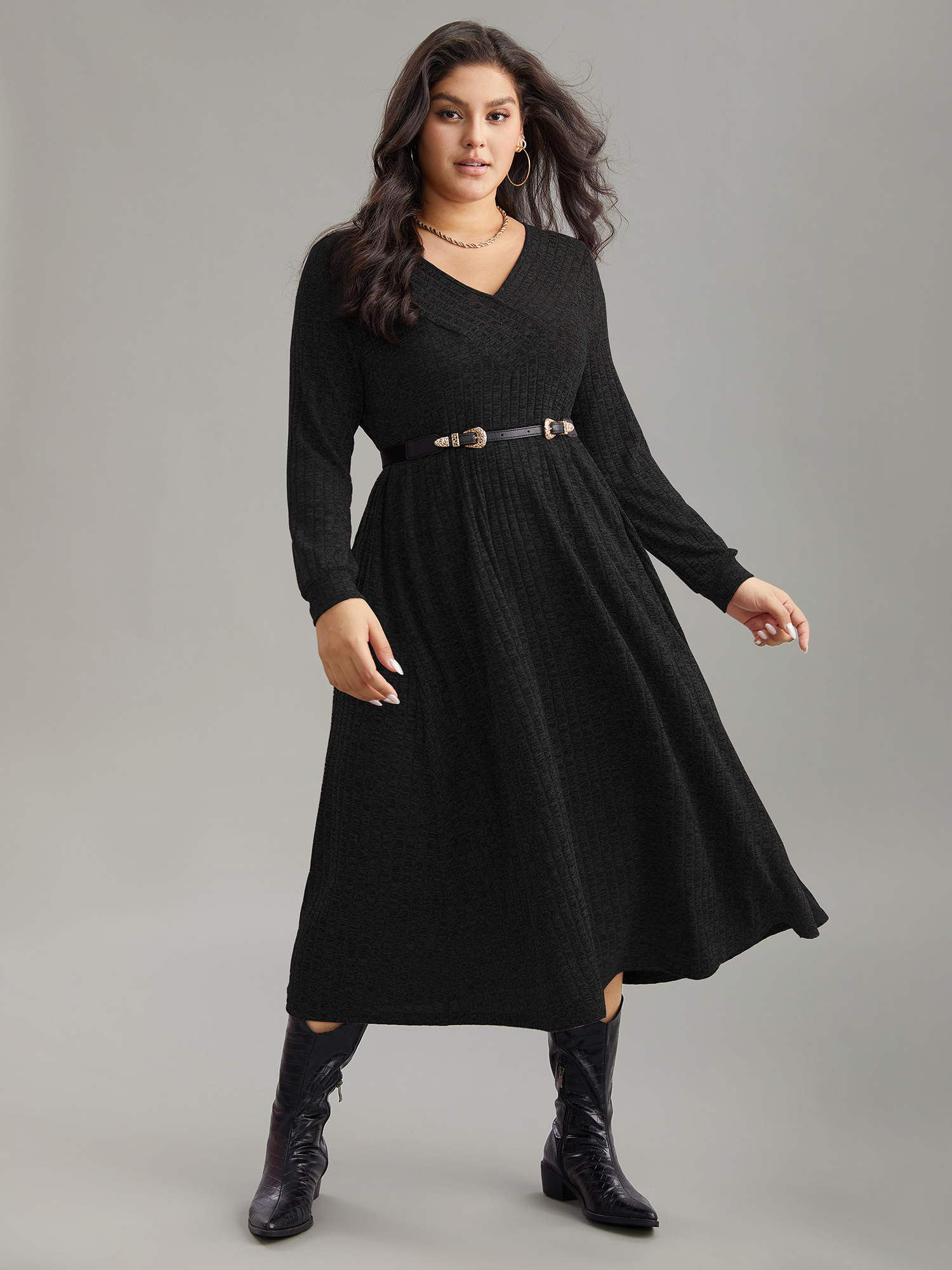 

Plus Size Rib Knit Plain Plisse Long Sleeve Dress Black Women Casual Rib Knit V-neck Long Sleeve Curvy Midi Dress BloomChic