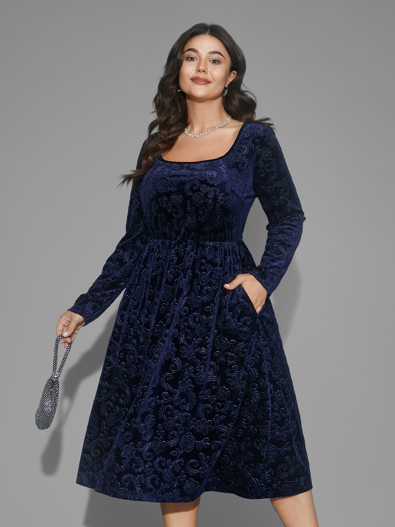 

Plus Size Square Neck Floral Velvet Midi Dress DarkBlue Women Cocktail Party Curvy Bloomchic