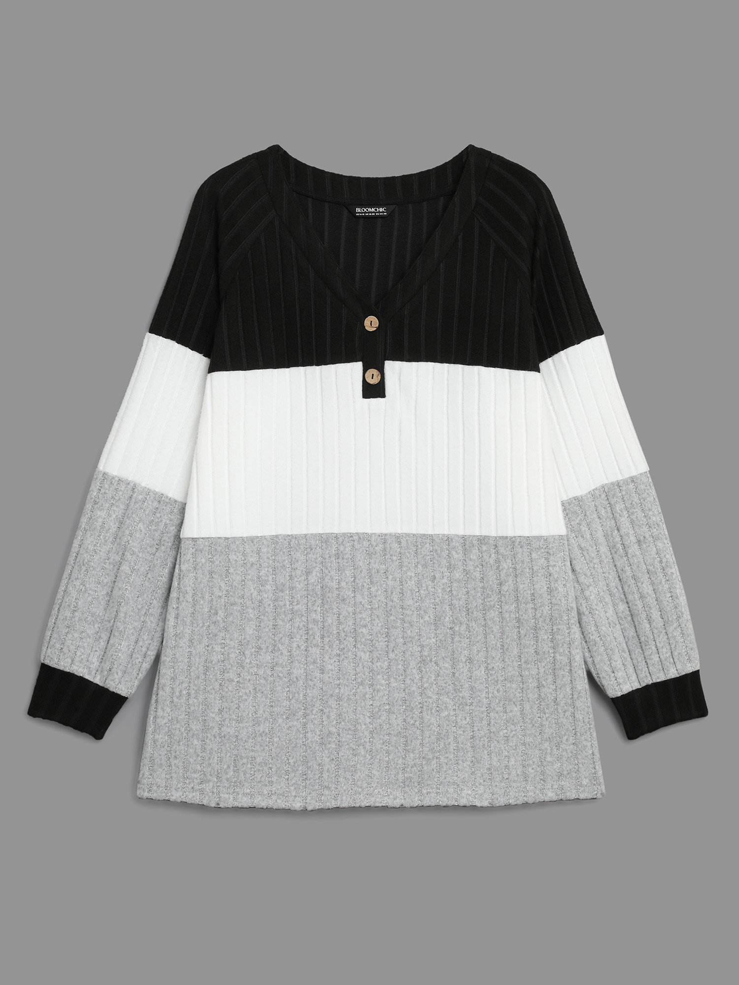 Plus Size Colorblock Contrast Texture Pit Strip T-shirt Black Women Casual Texture V-neck Everyday T-shirts BloomChic 12/L 