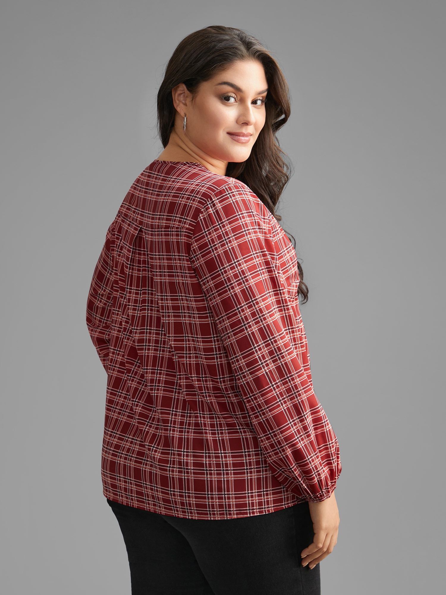 

Plus Size Scarlet Plaid Zipper Front Lantern Sleeve Blouse Women Elegant Long Sleeve V-neck Everyday Blouses BloomChic