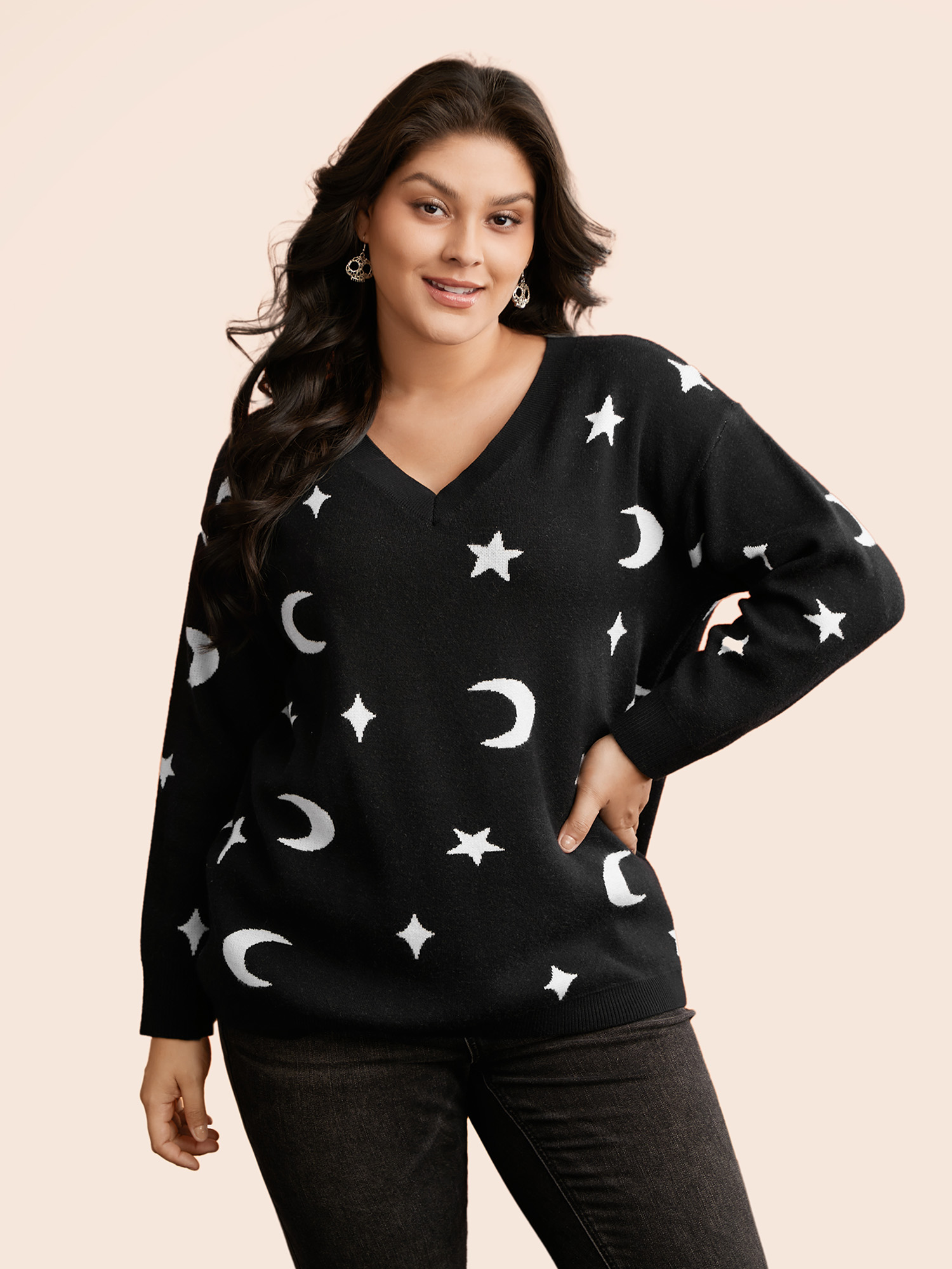 BloomChic Women's Plus Size Supersoft Essentials Celestial Jacquard V-Neck Pullover Black Halloween Long Sleeve 28/5X