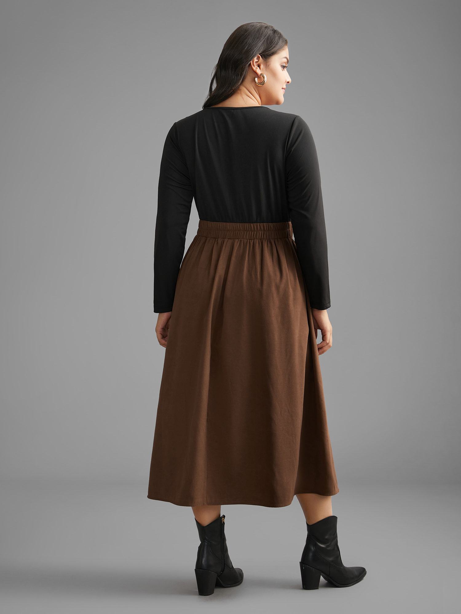 Plus Size Crew Neck Contrast Shirred Pleated Dress Browncoffeecolor Women Casual Contrast Round Neck Long Sleeve Curvy BloomChic 18-20/2X 