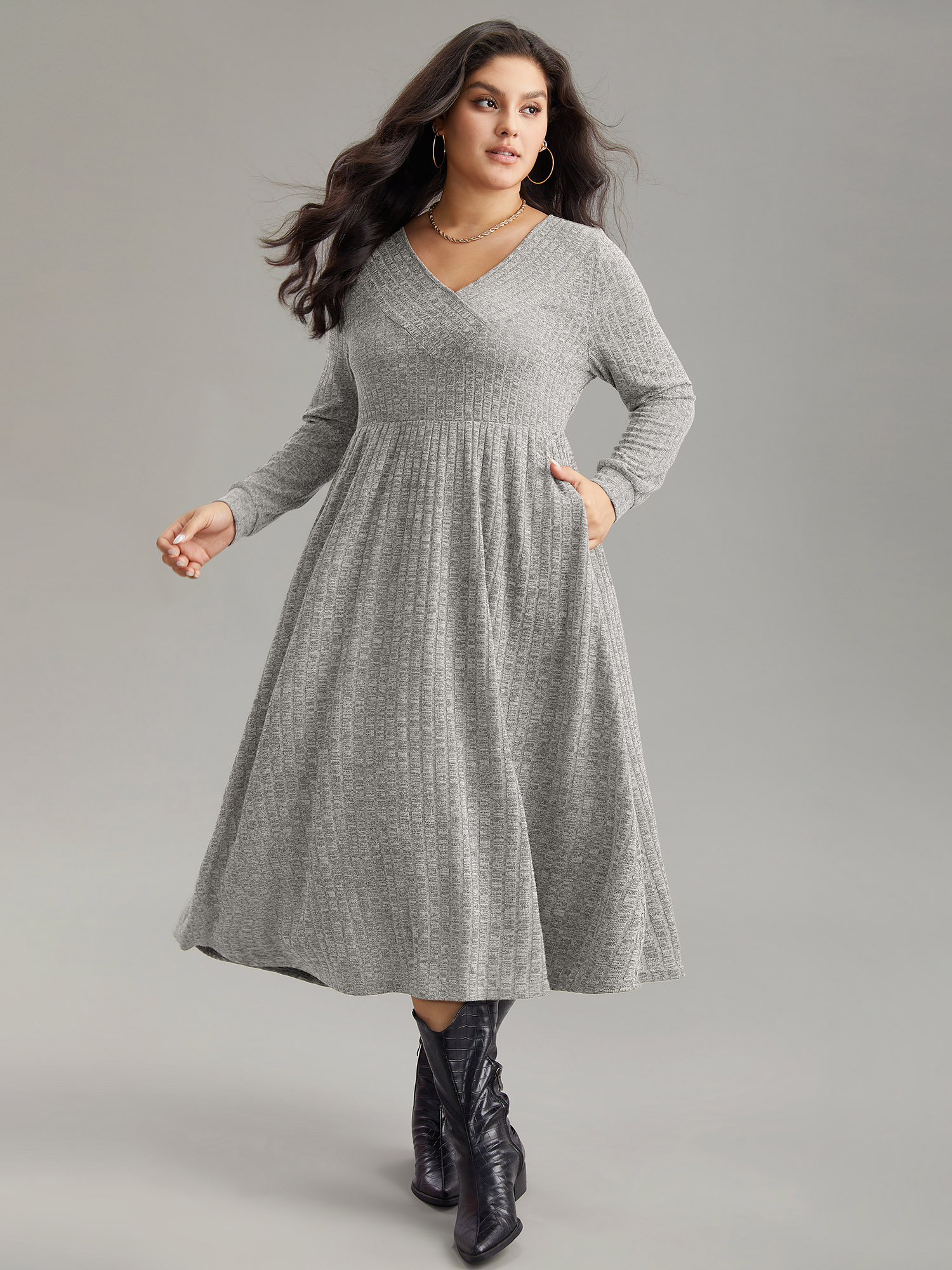 

Plus Size Rib Knit Plain Plisse Long Sleeve Dress LightGray Women Casual Rib Knit V-neck Long Sleeve Curvy Midi Dress BloomChic