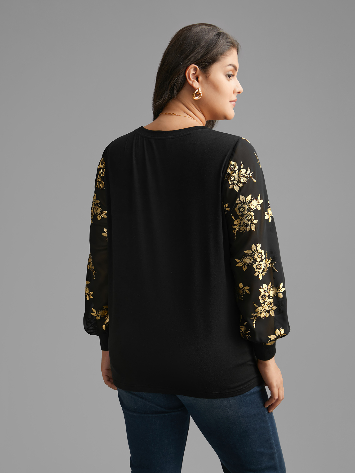 Plus Size Glitter Floral Patchwork Mesh T-shirt Black Women Elegant Contrast Natural Flowers Round Neck Everyday T-shirts BloomChic 26/4X 