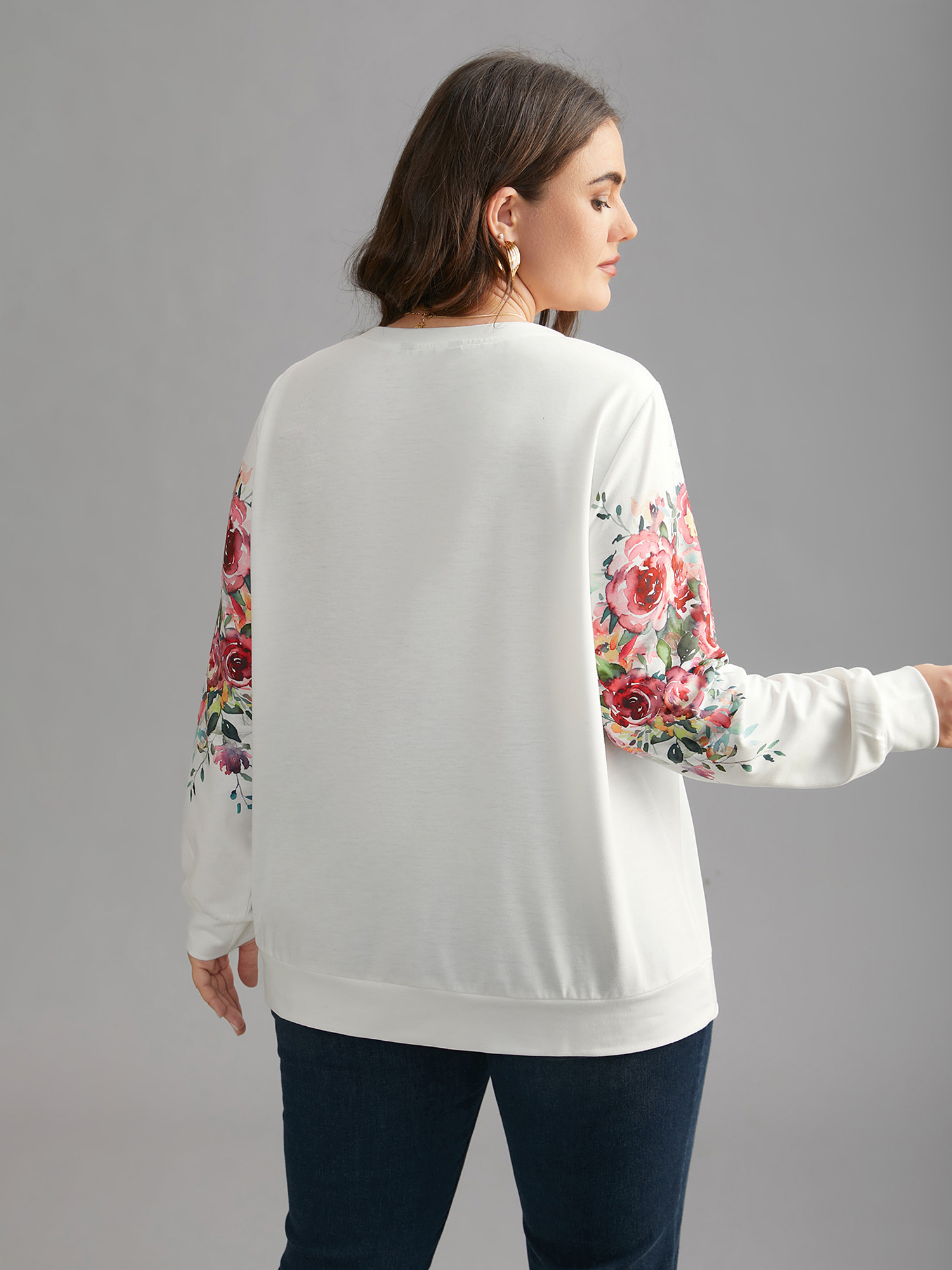 Plus Size Watercolor Floral Print Round Neck Sweatshirt Women WhiteSmoke Elegant Contrast Loose Round Neck Everyday Sweatshirts BloomChic 28/5X 