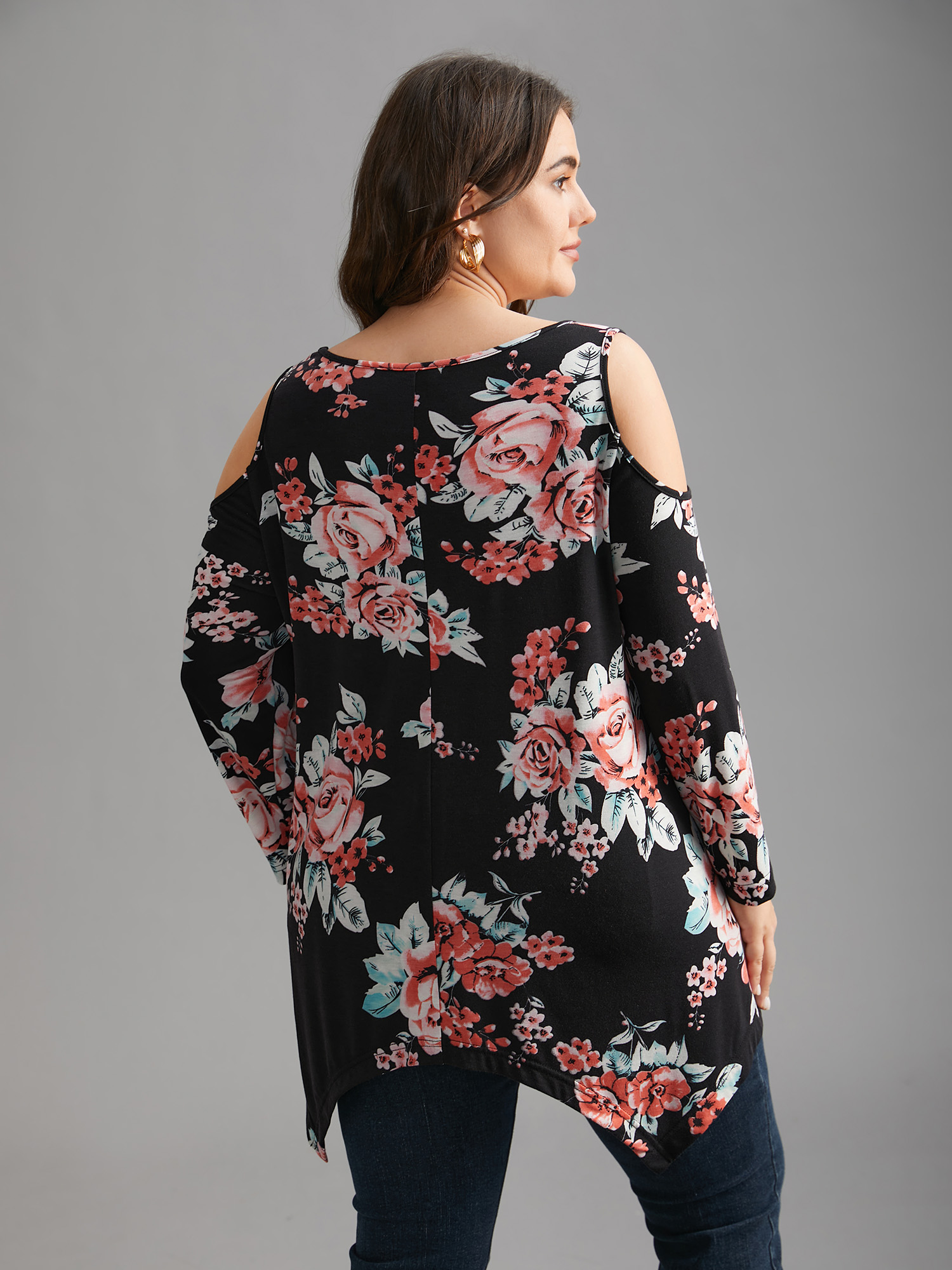Plus Size Floral Print Shoulder Cut-Out T-shirt Black Women Elegant Contrast Natural Flowers Round Neck Loose Everyday T-shirts BloomChic 14-16/1X 