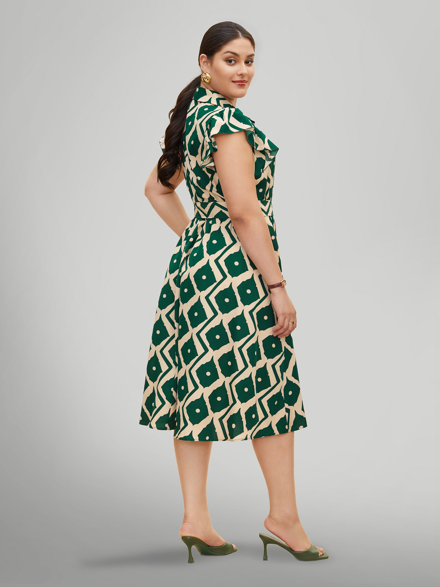 Plus Size Shirt Collar Geometric Ruffle Cap Sleeve Dress Truegreen Women At the Office Belted Shirt collar Cap Sleeve Curvy BloomChic 28/5X 