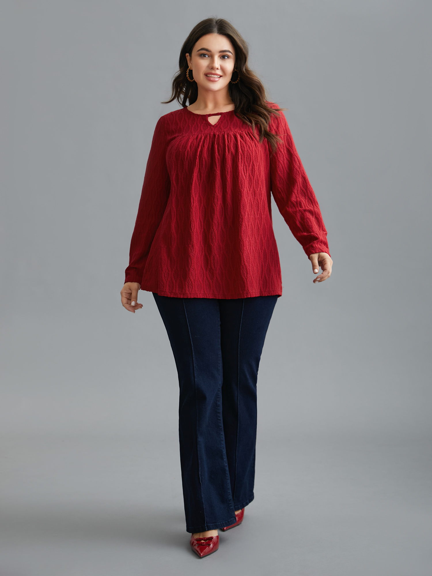 

Plus Size Textured Keyhole Gathered Knit Top Scarlet Round Neck Long Sleeve Elegant Jersey Tops